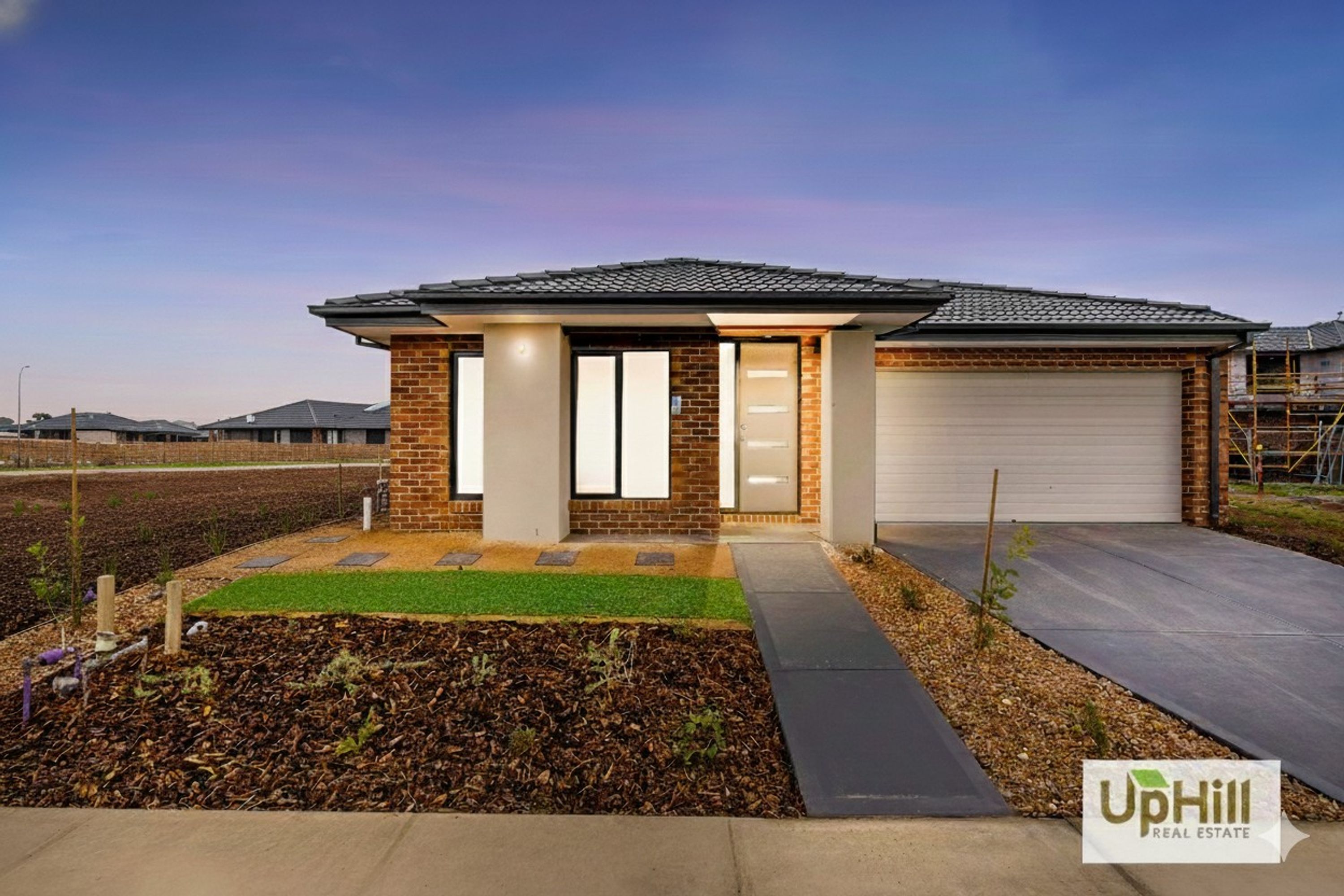 32 Todra Crescent, Clyde - Image 1