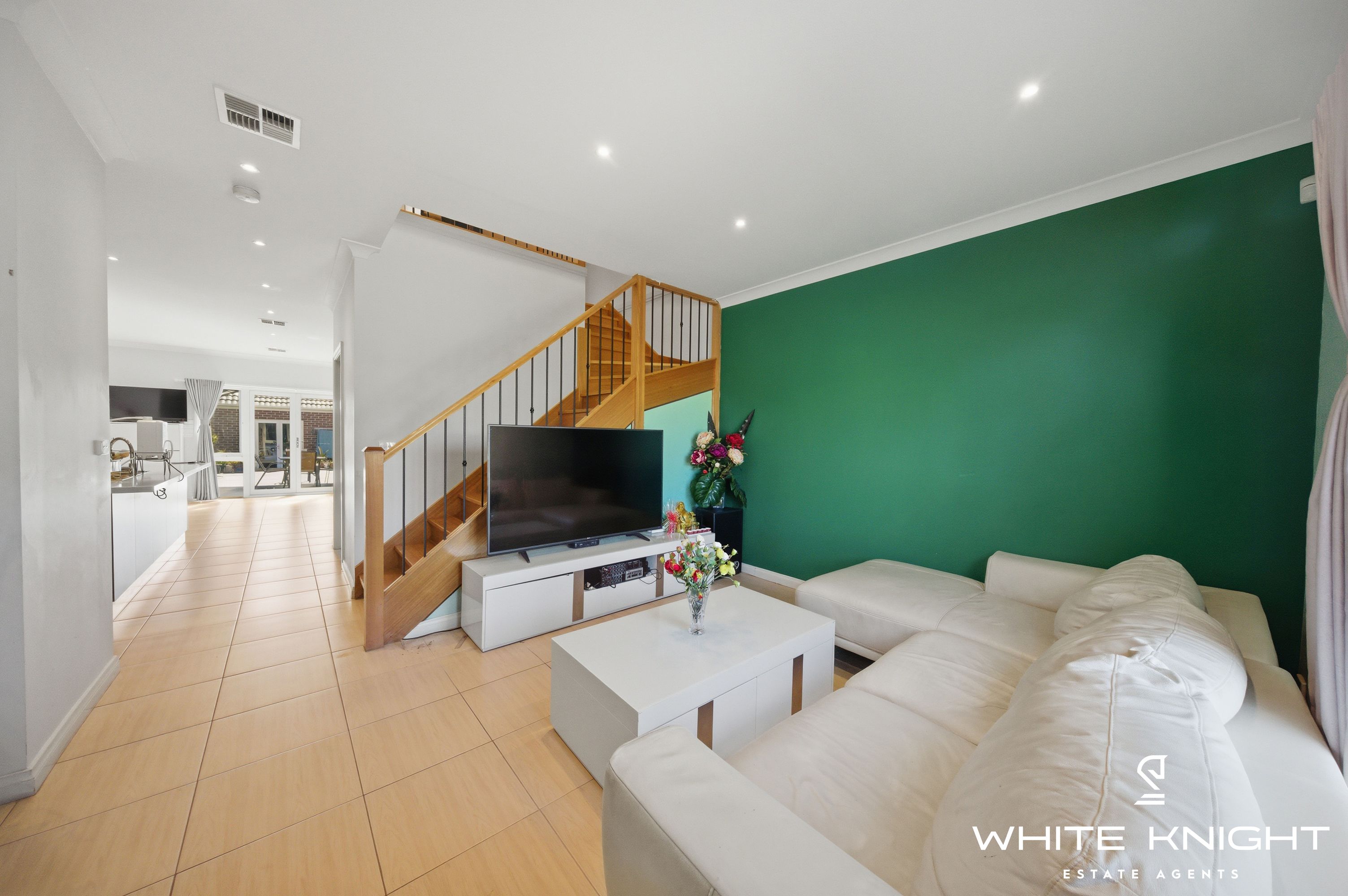 115 CAIRNLEA DRIVE, Cairnlea VIC 3023, Cairnlea - Thumbnail 3