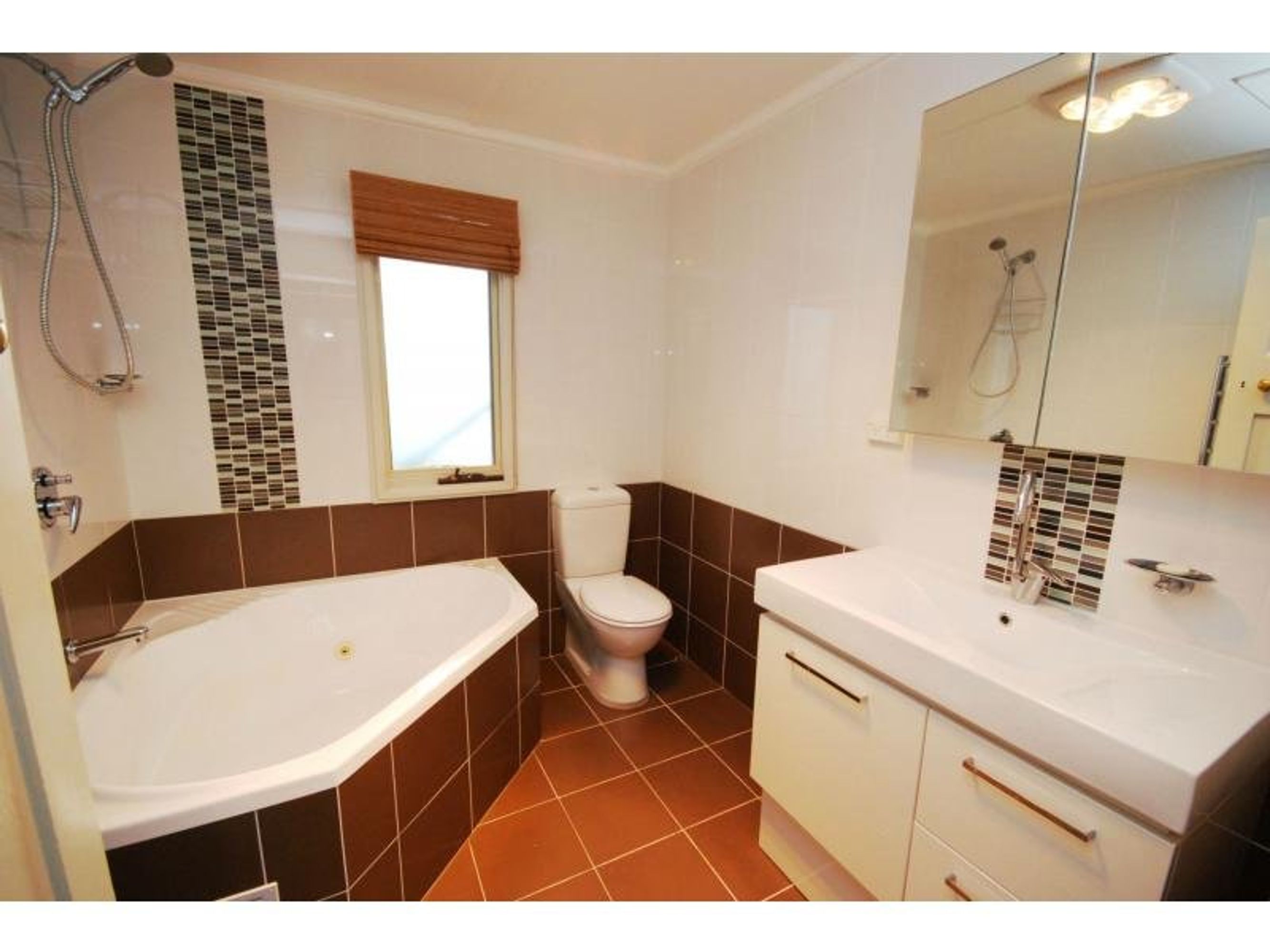 22 Warwick Street, Katoomba - Thumbnail 5
