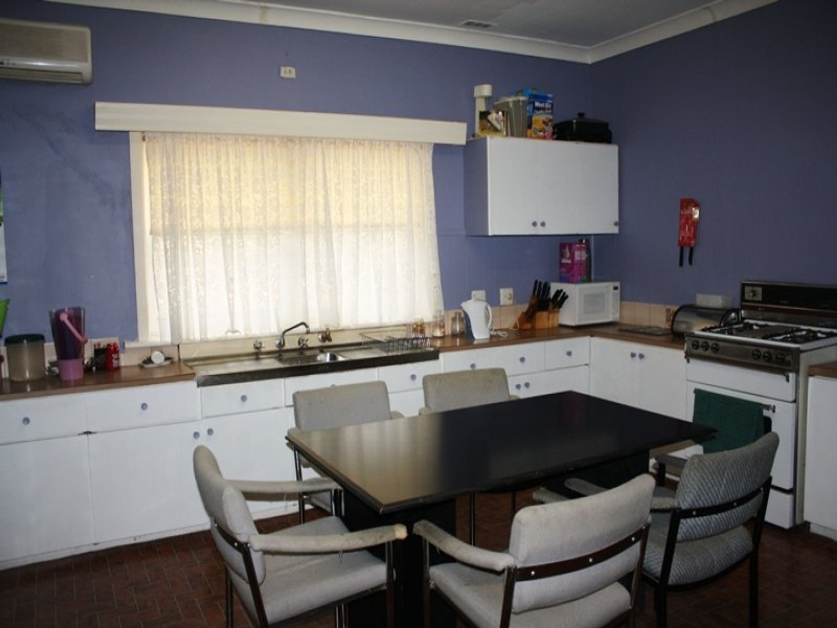 4 Palm Avenue, Horsham VIC 3400, Horsham - Thumbnail 2