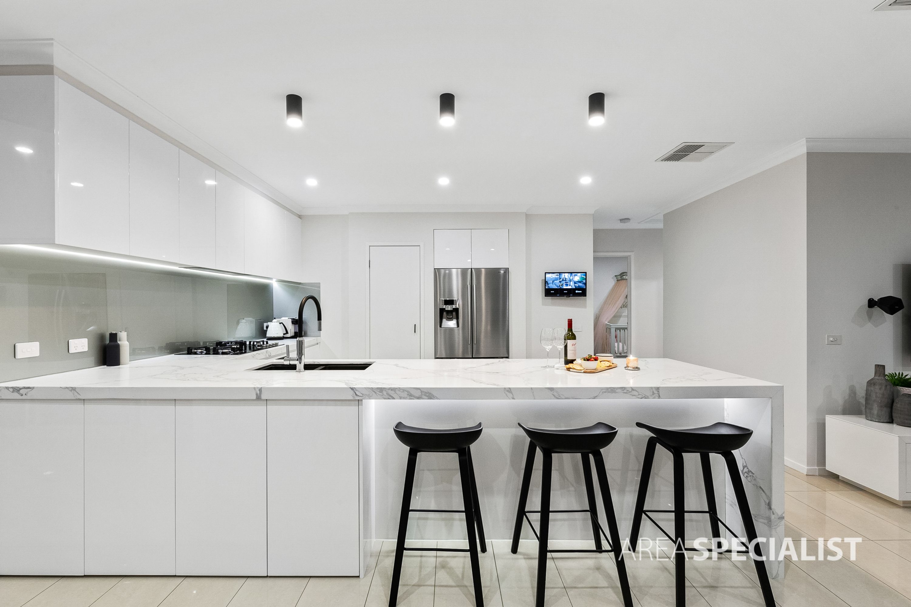 2 Coen Place, Caroline Springs VIC 3023, Caroline Springs - Thumbnail 5