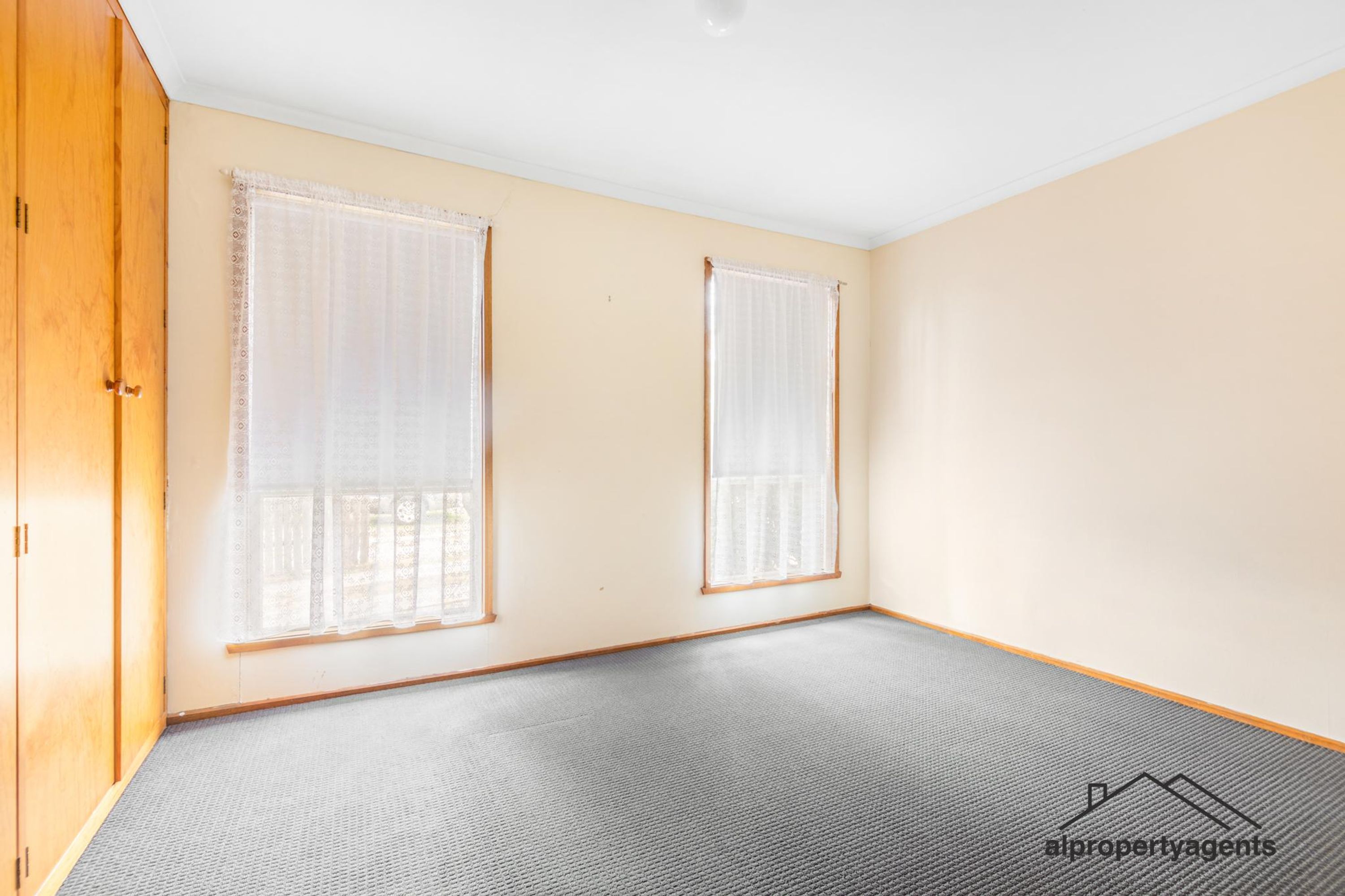 8 Forsyth Avenue, Horsham VIC 3400, Horsham - Thumbnail 4