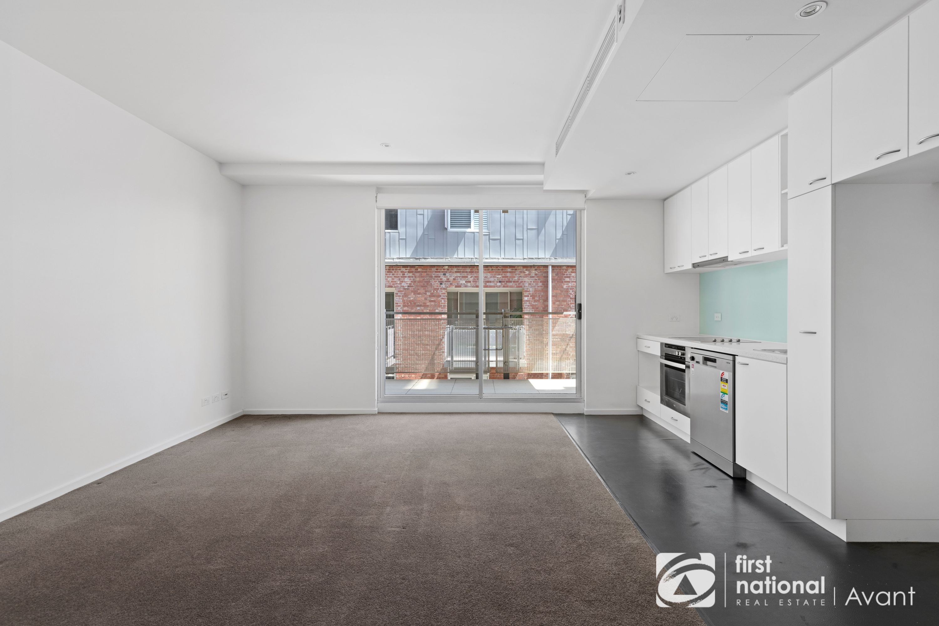 207/52 Dow Street, Port Melbourne - Thumbnail 4