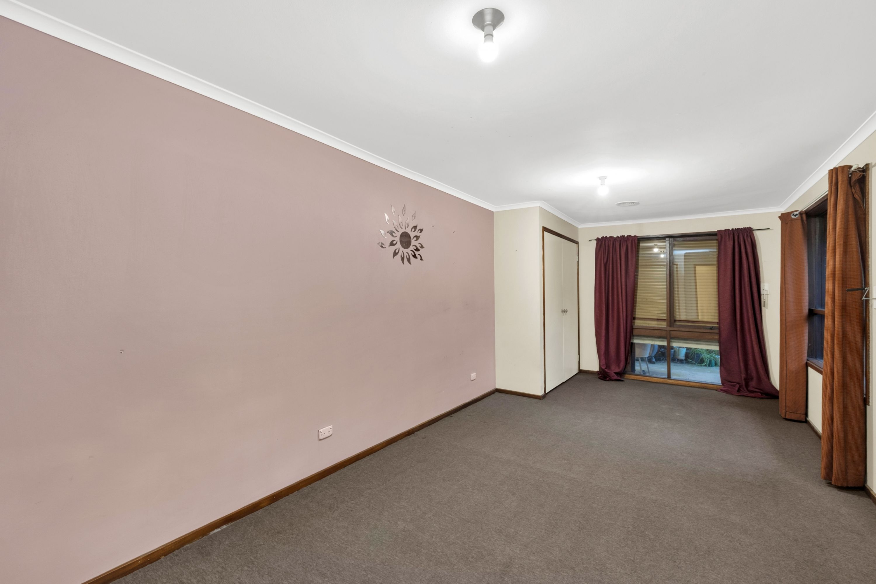 4 Valerie Court, Hampton Park - Thumbnail 8