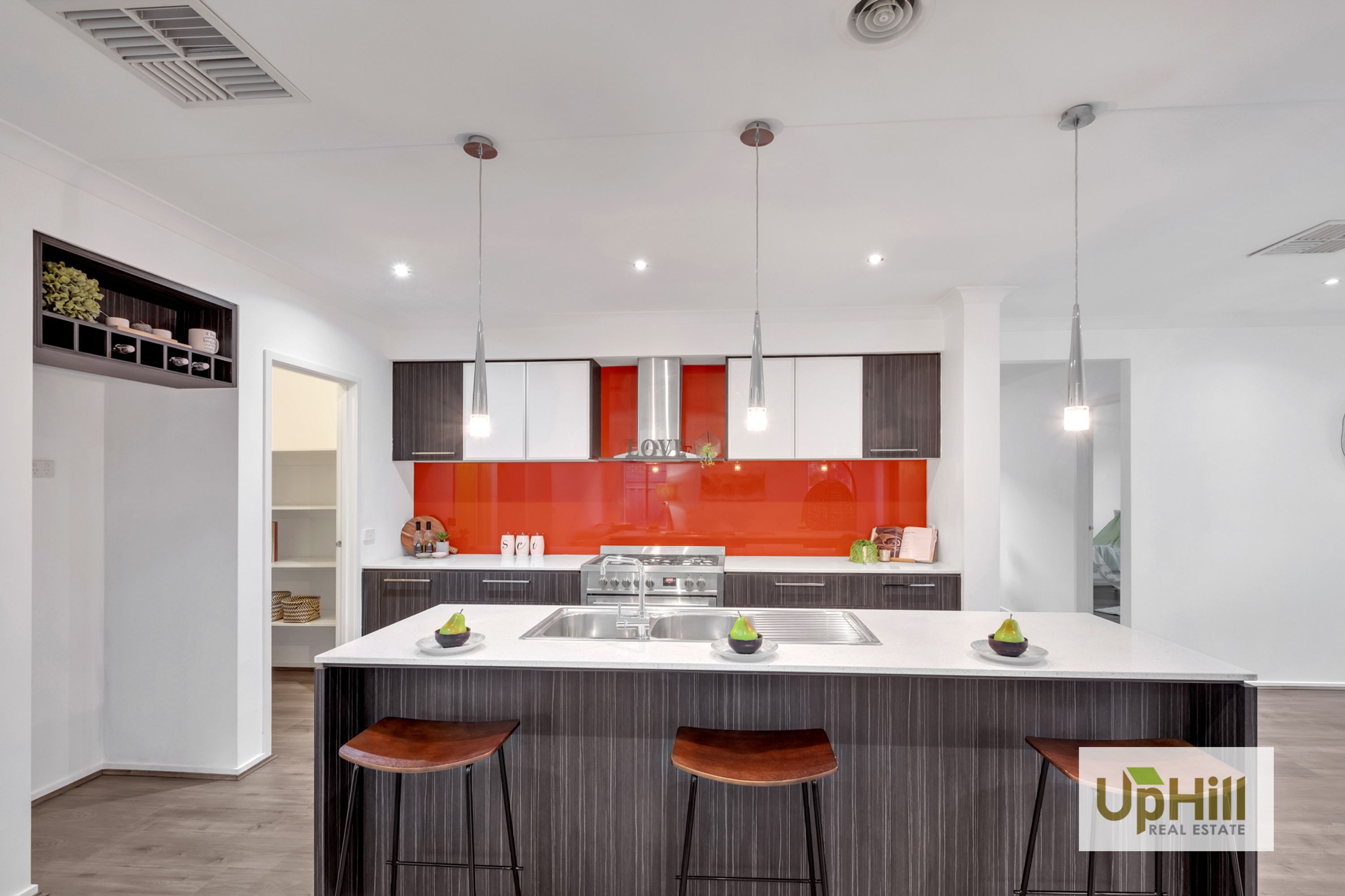 30 Bradford Drive, Cranbourne East - Thumbnail 8