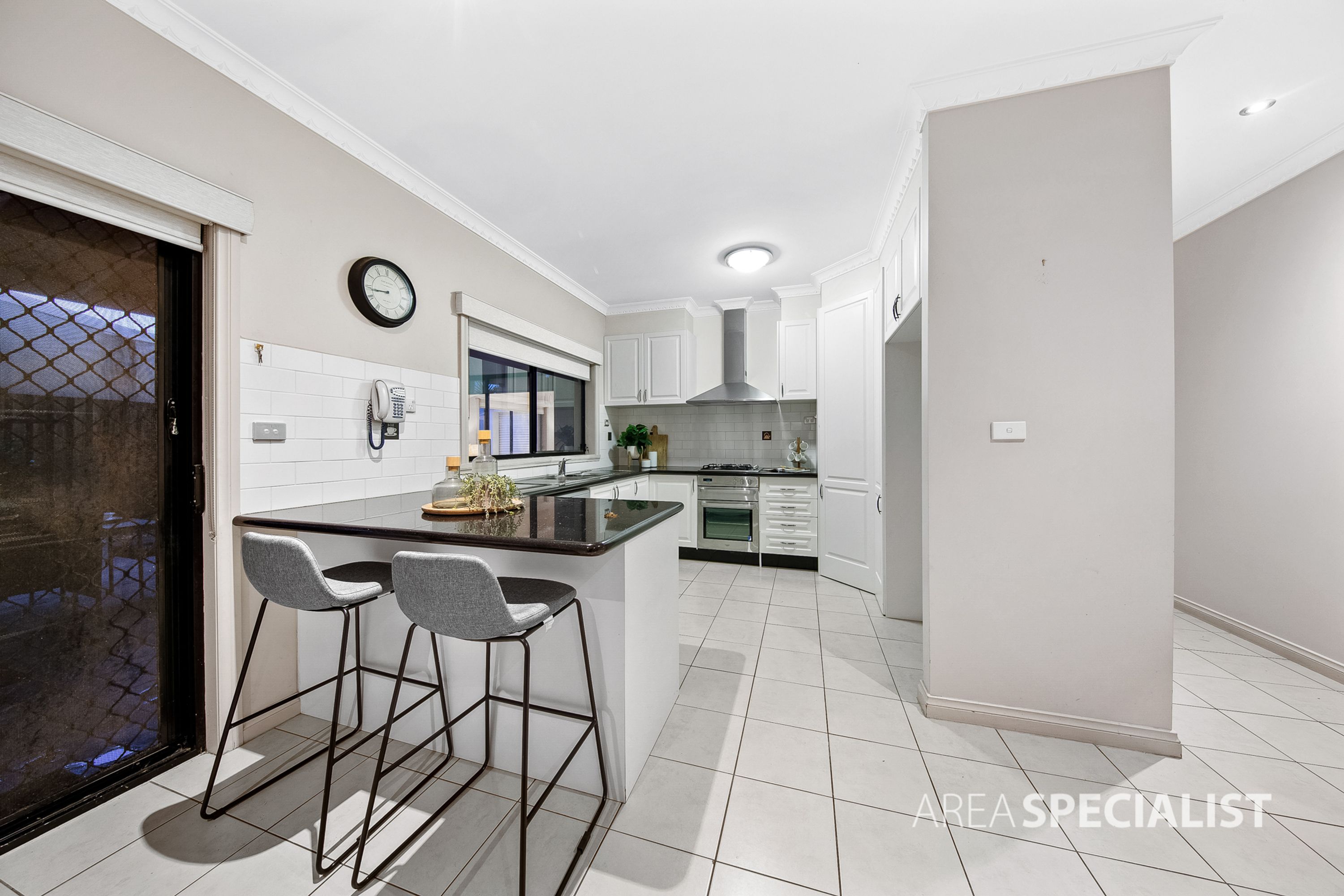 6 Holton Court, Hillside VIC 3037, Hillside - Thumbnail 6