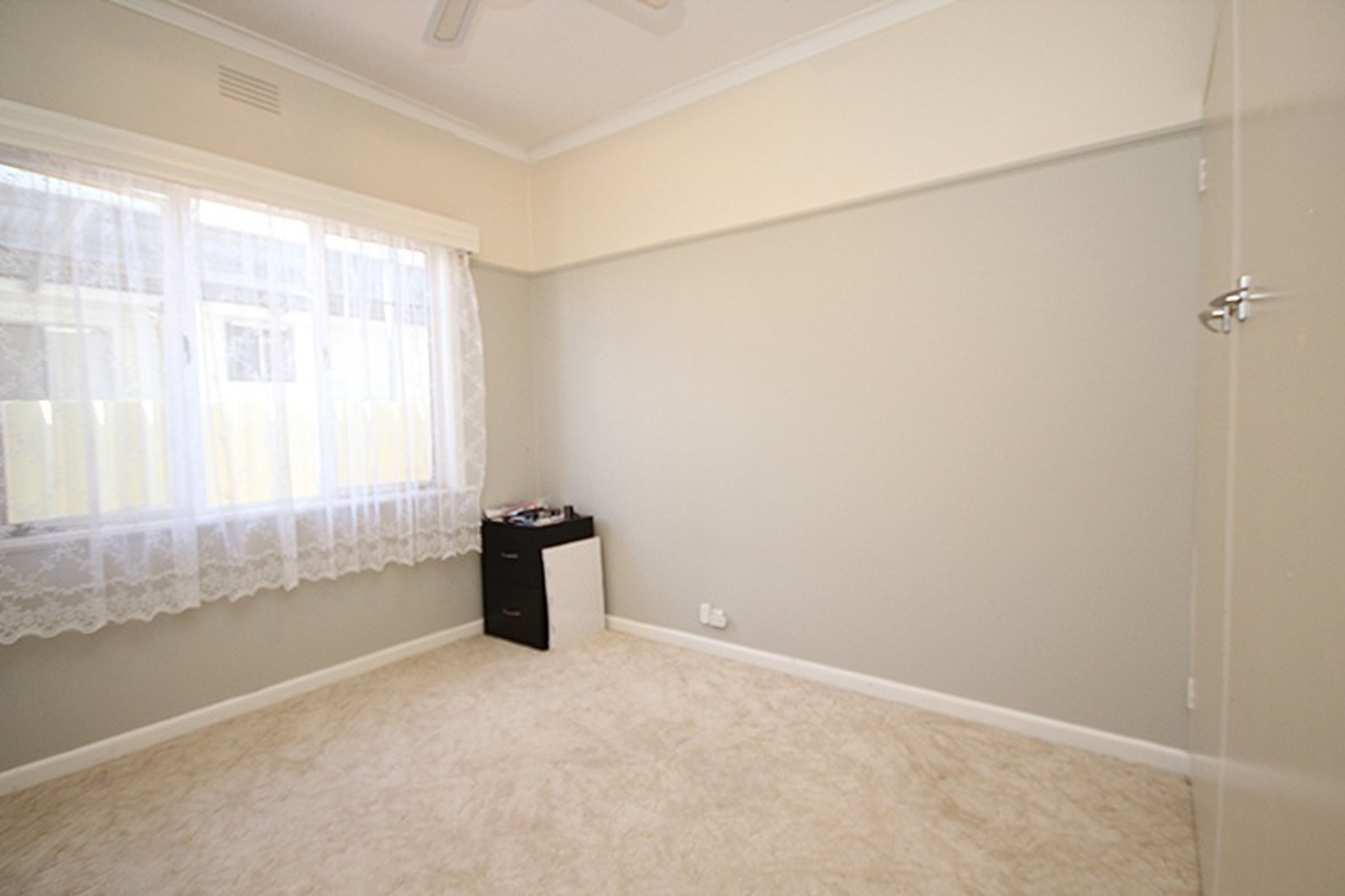 24 Laurel Street, Horsham VIC 3400, Horsham - Thumbnail 8