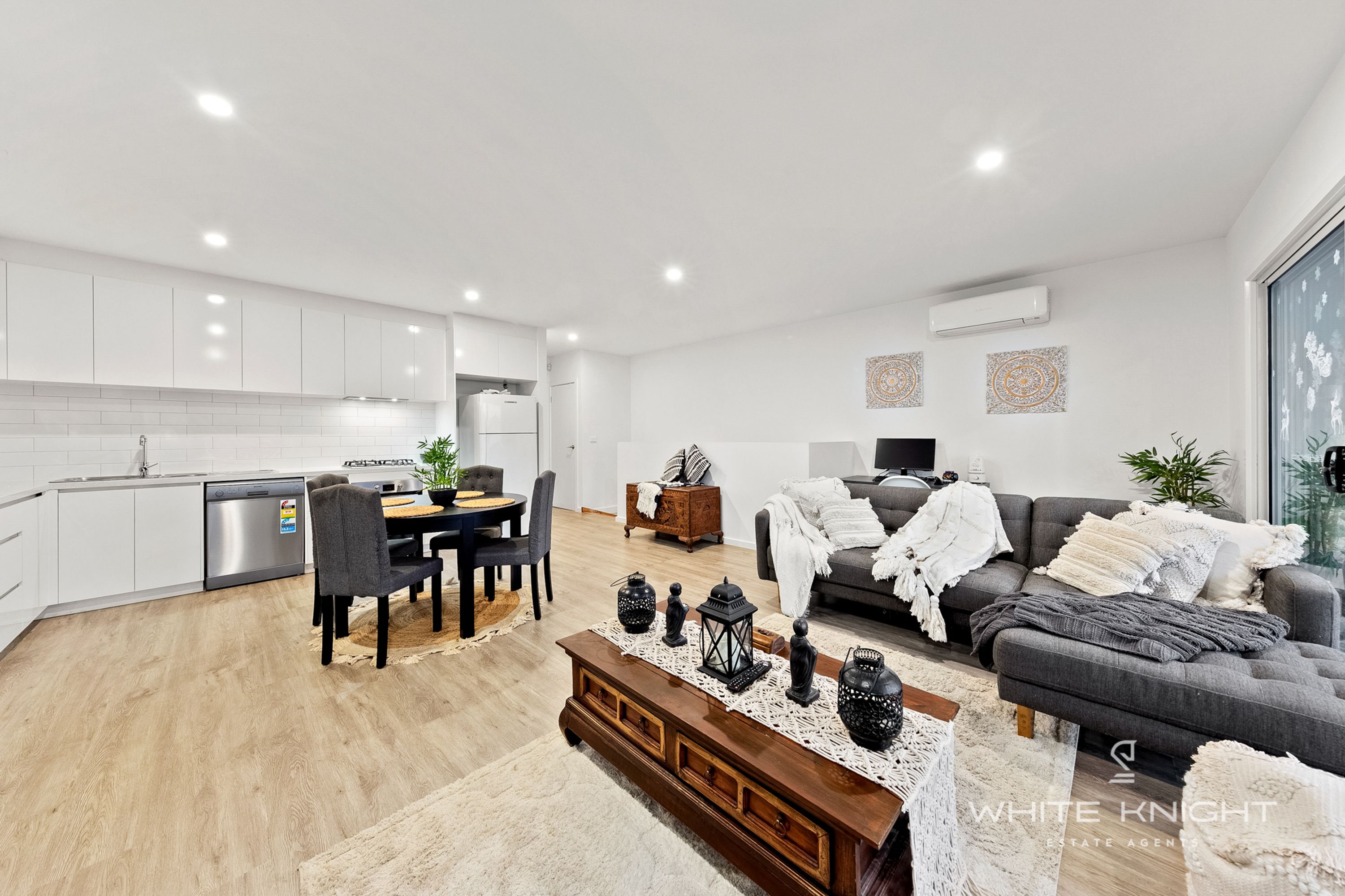 2/4 Graceburn Grove, St Albans VIC 3021, St Albans - Thumbnail 7