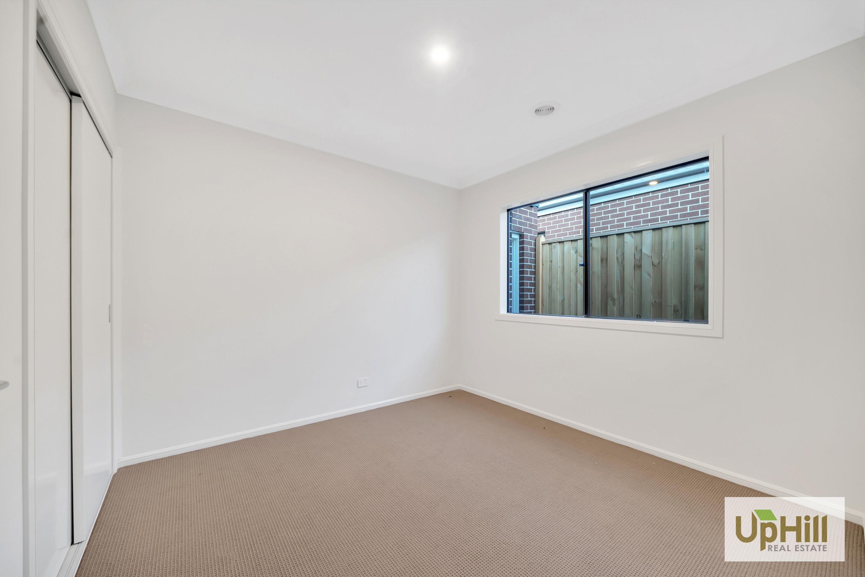 28 PABLO DRIVE, Clyde North - Thumbnail 8