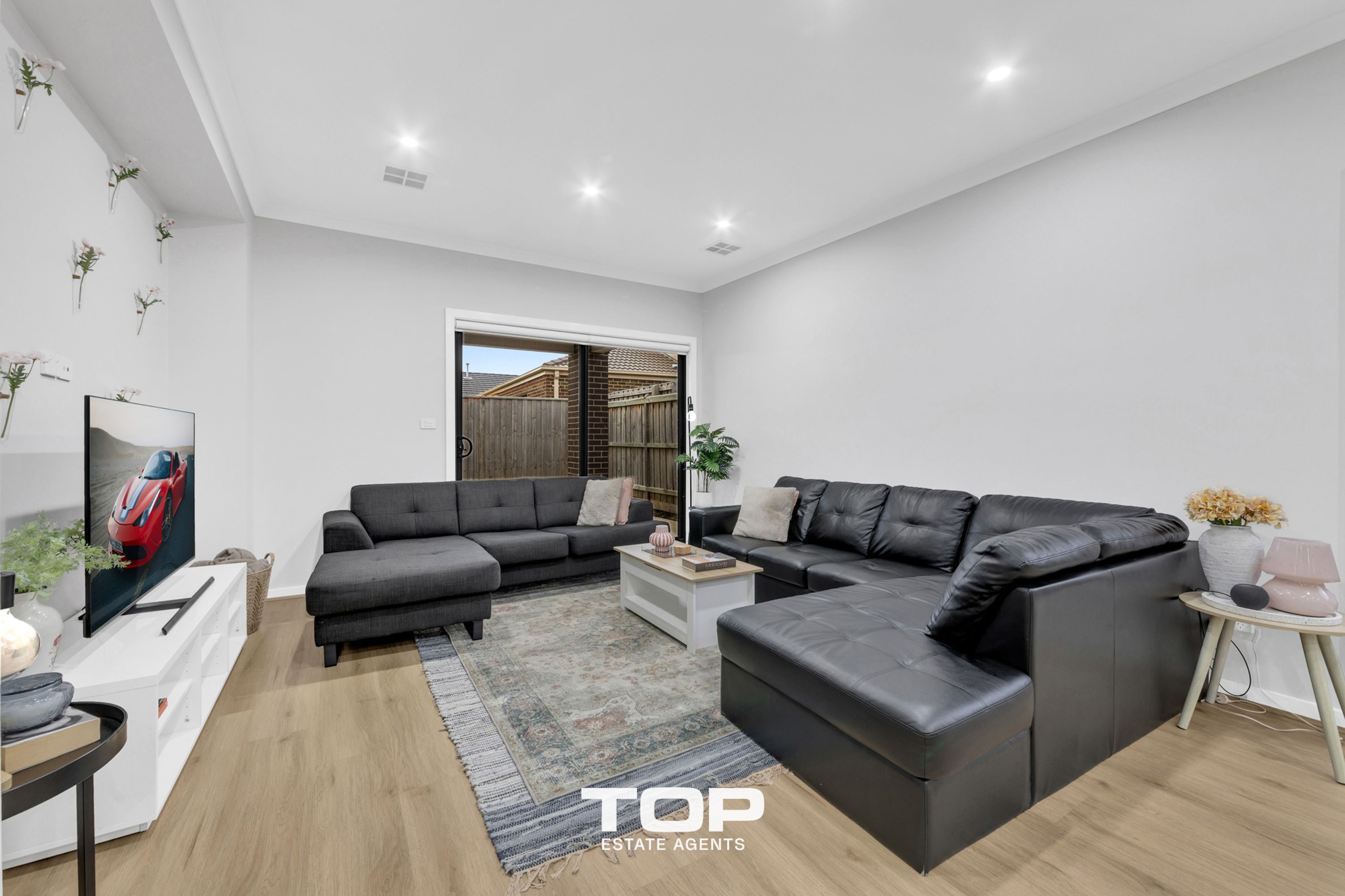 263 Saint Germain Boulevard, Clyde North - Thumbnail 7