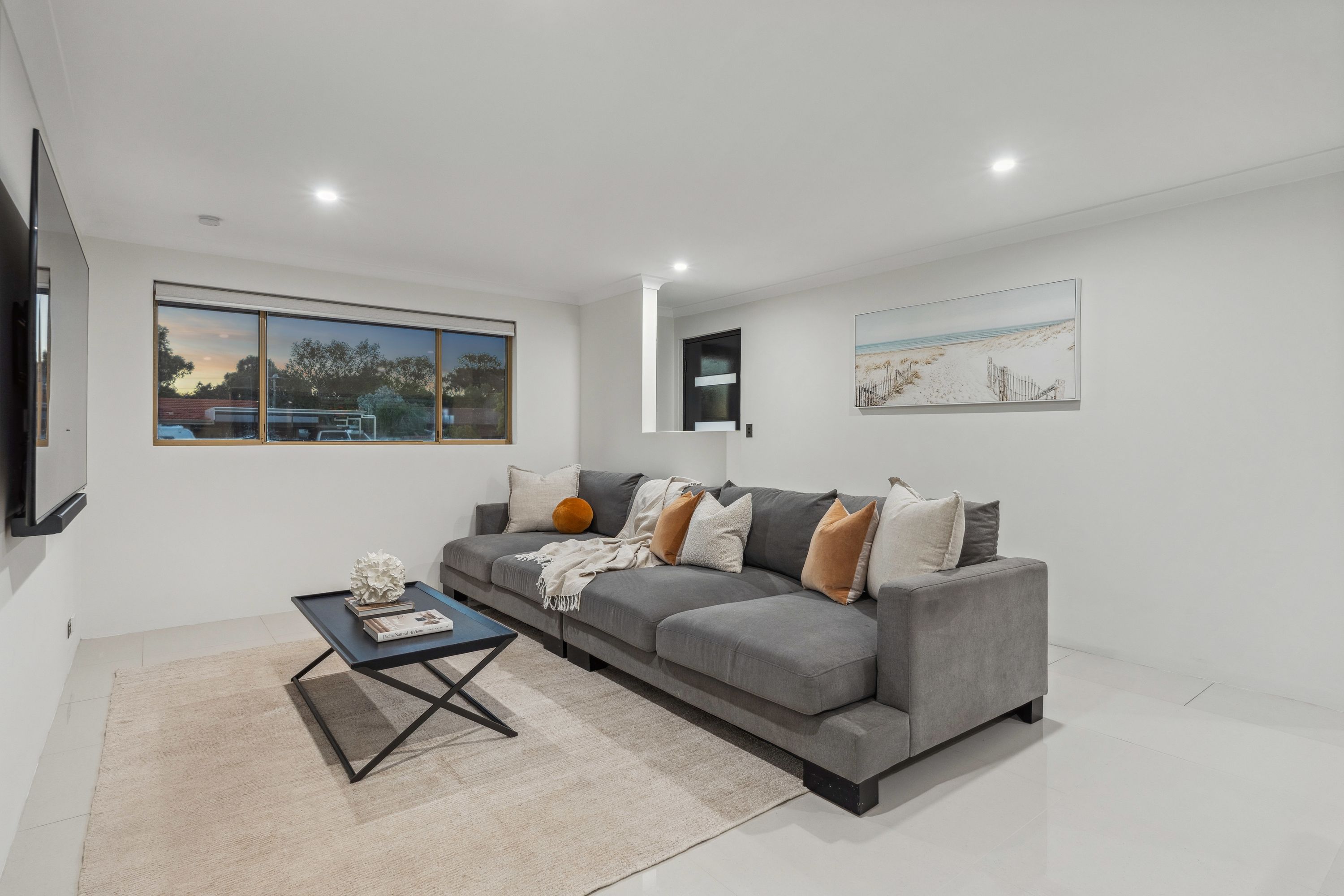 38 Redfin Crescent, Beldon - Thumbnail 6