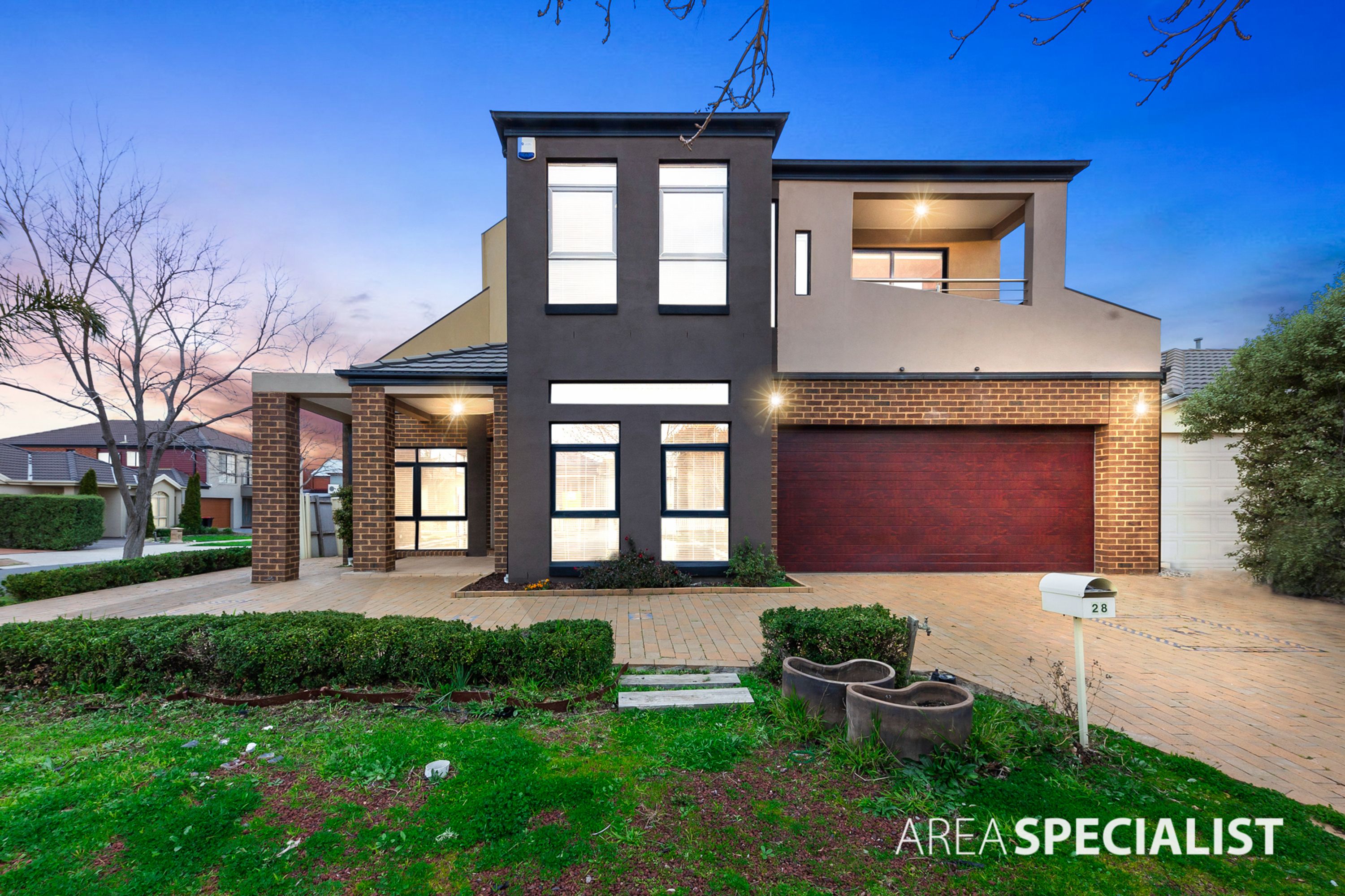 28 Studley Park Way, Caroline Springs VIC 3023, Caroline Springs - Thumbnail 2