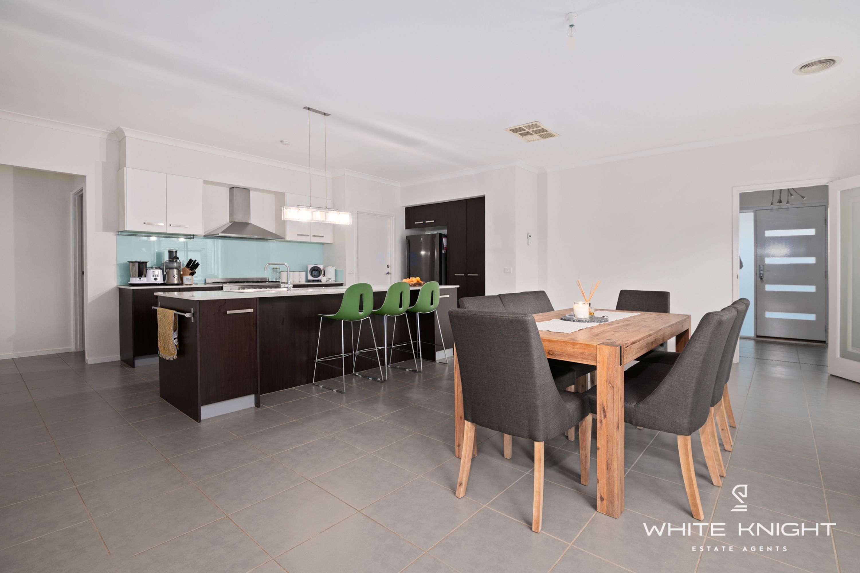 17 Asthima Way, Caroline Springs VIC 3023, Caroline Springs - Thumbnail 6