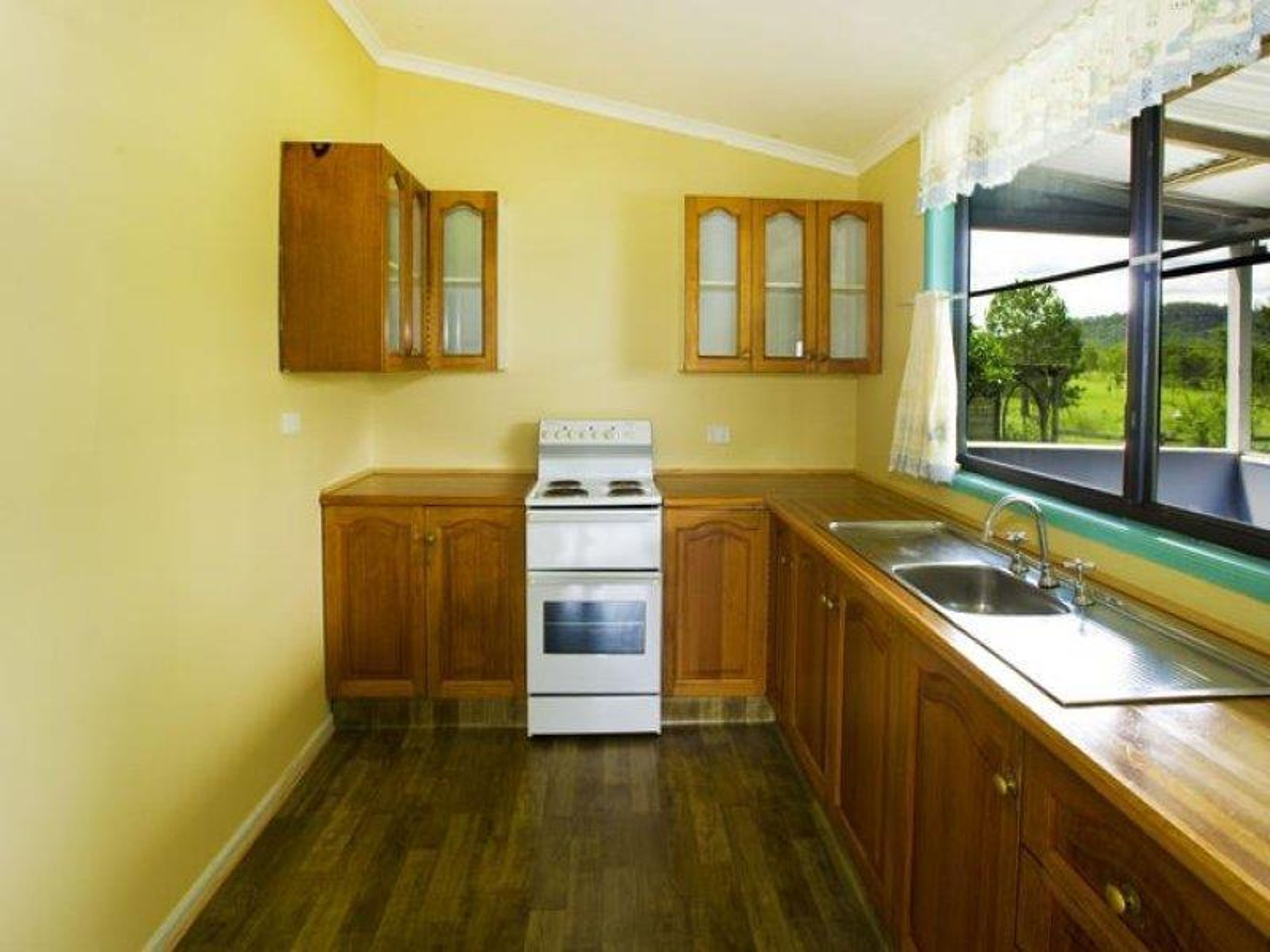 2424 Clarence Way, Upper Copmanhurst - Thumbnail 4