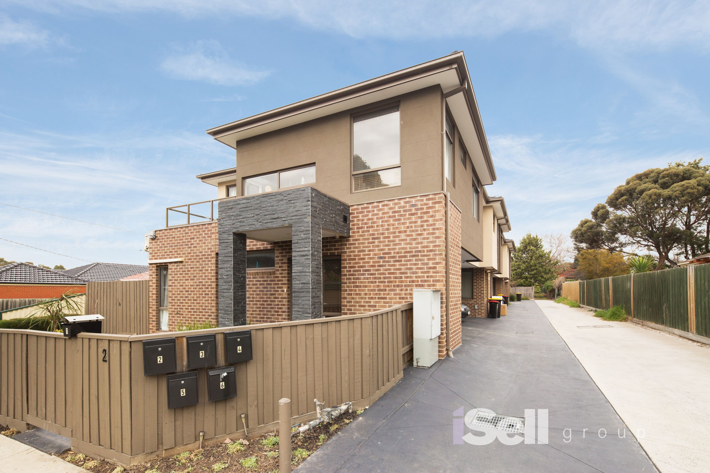 6/2 Mary Street