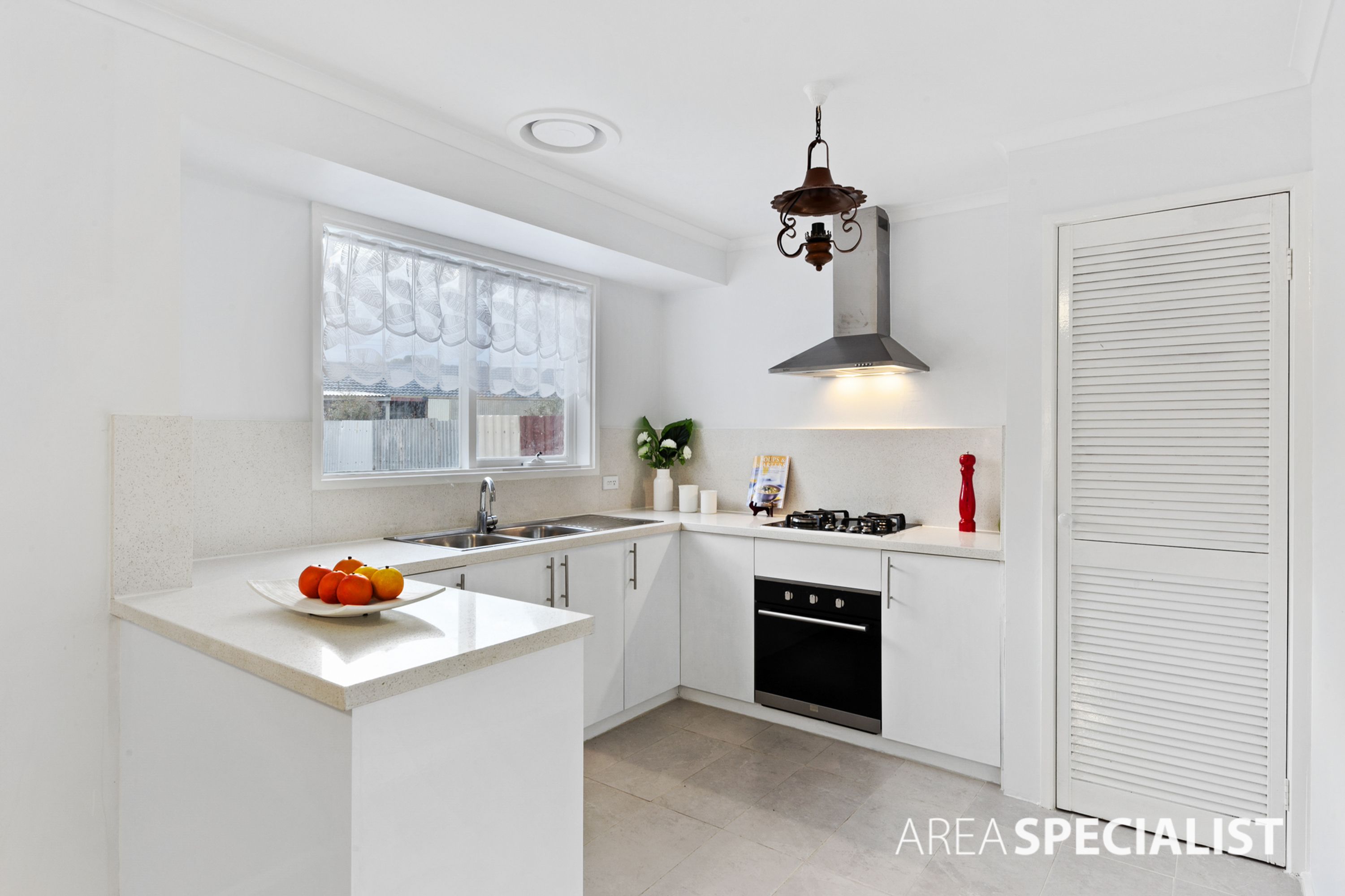 10 Tullaroop Court, St Albans VIC 3021, St Albans - Thumbnail 3