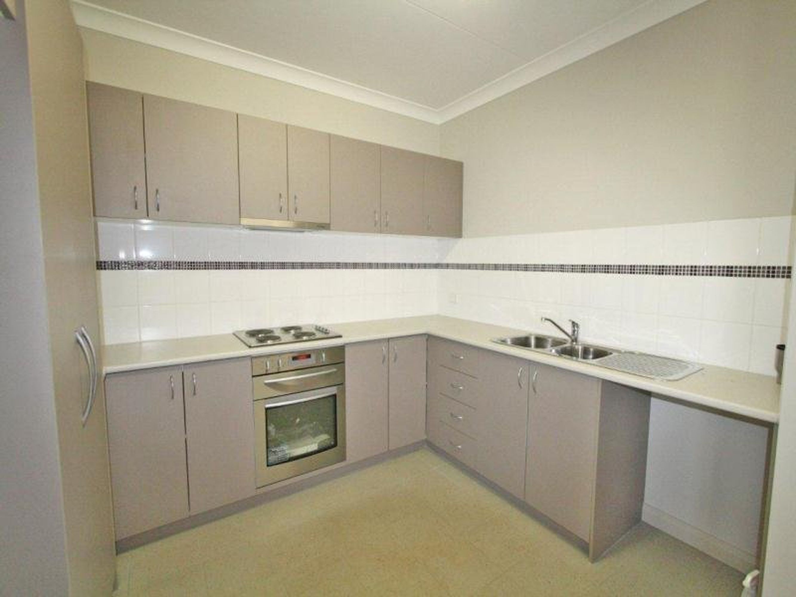 8B Godrick Place, South Hedland, South Hedland - Thumbnail 3