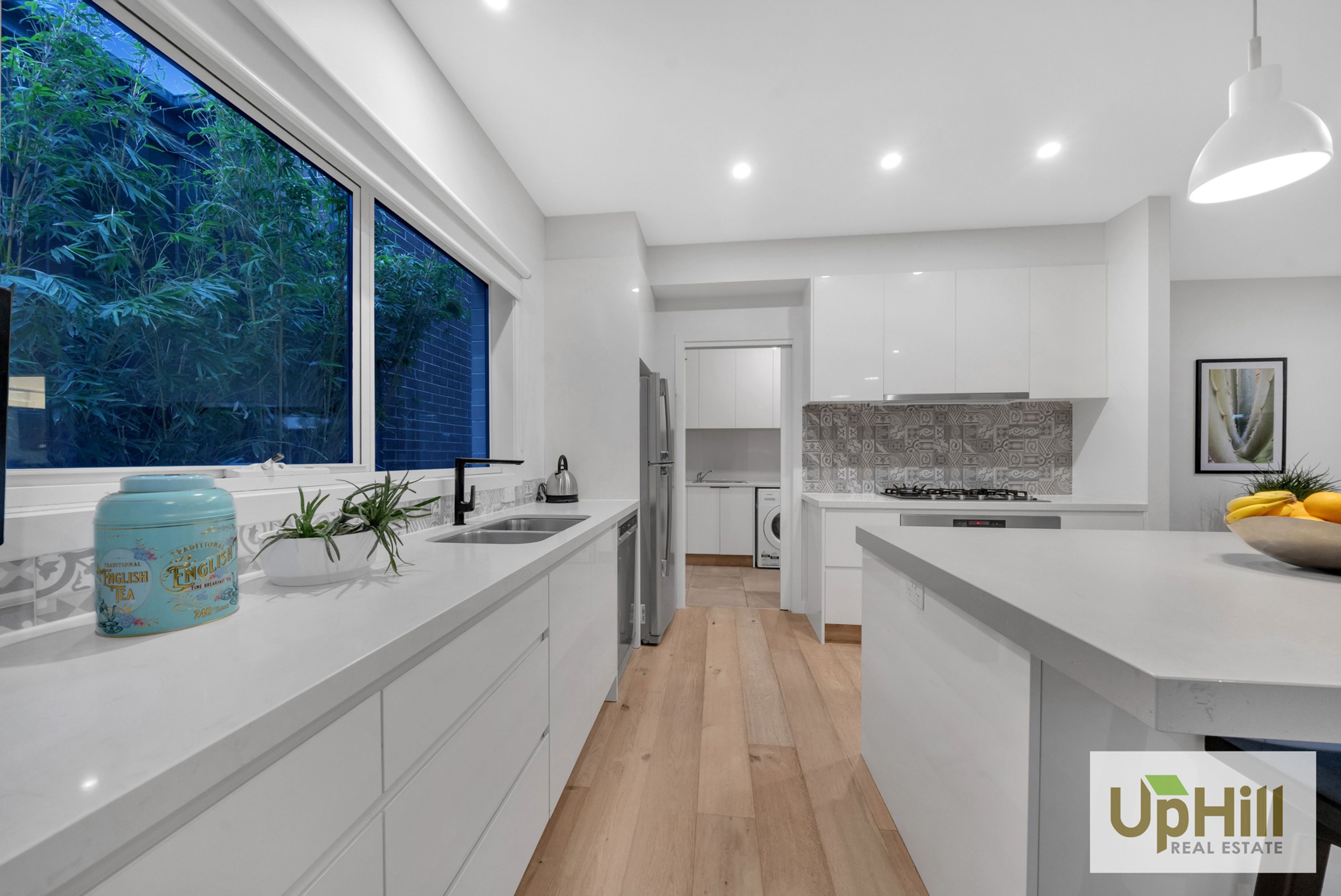 25 Ellaroo Circuit, Clyde North - Thumbnail 5