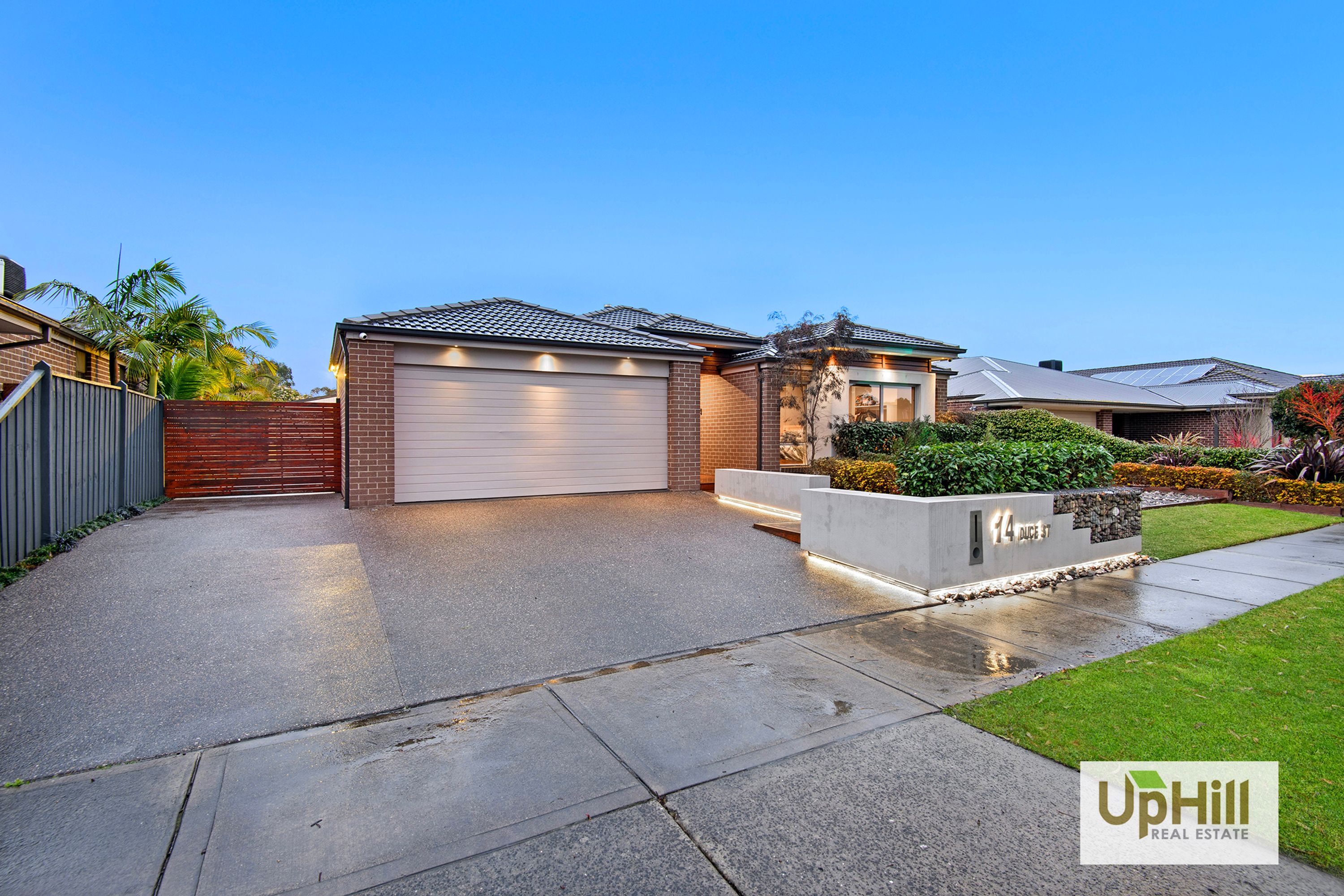 14 Duce Street, Cranbourne East - Thumbnail 2