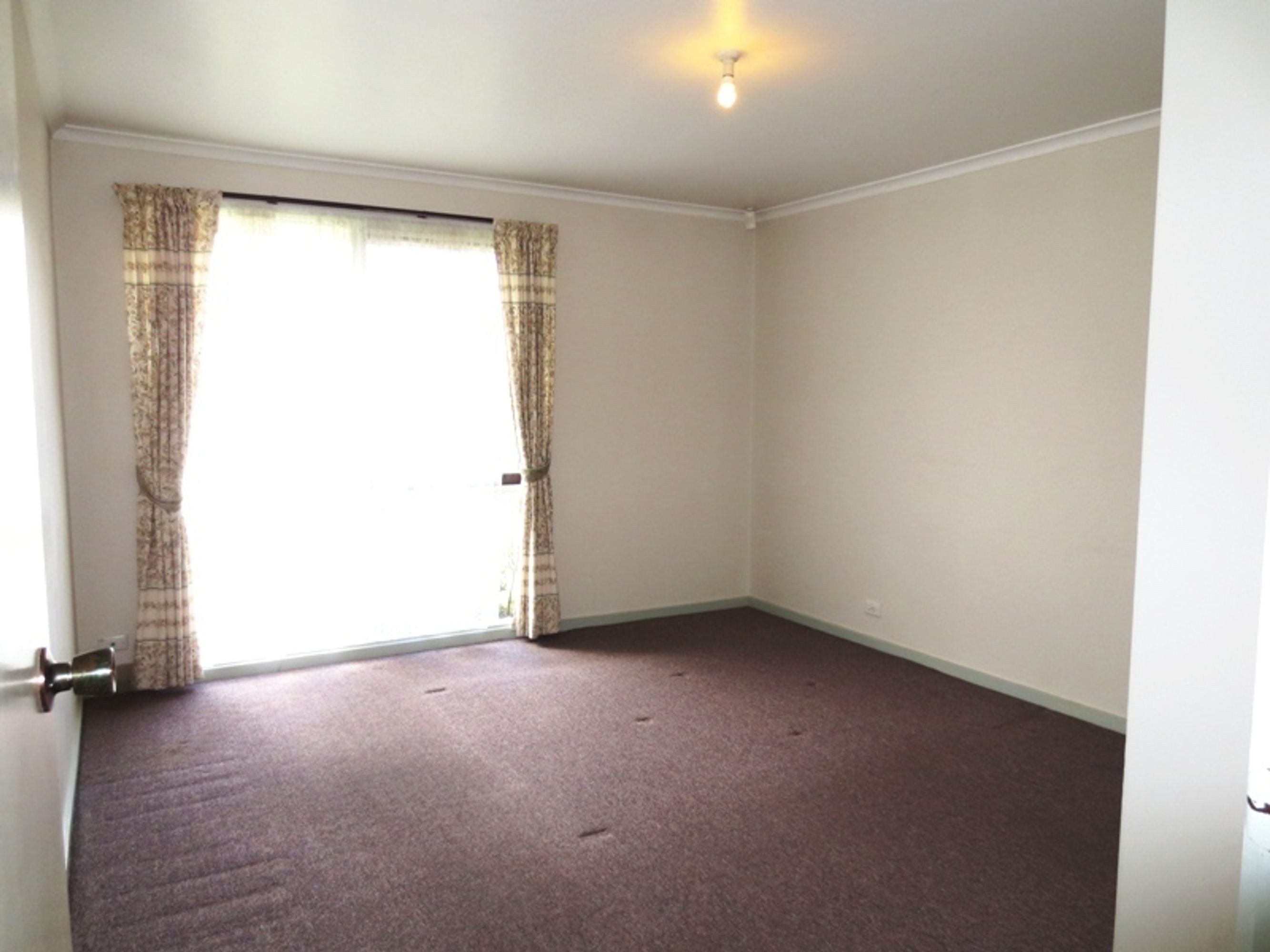 1 Bartley Place, Springvale South - Thumbnail 3