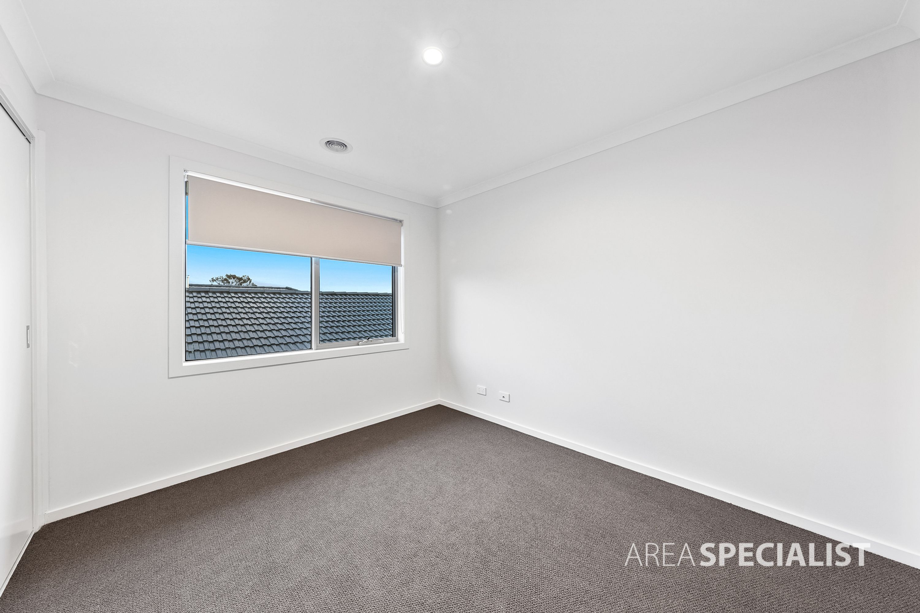 35 Ambervue Drive, Cobblebank VIC 3338, Cobblebank - Thumbnail 6