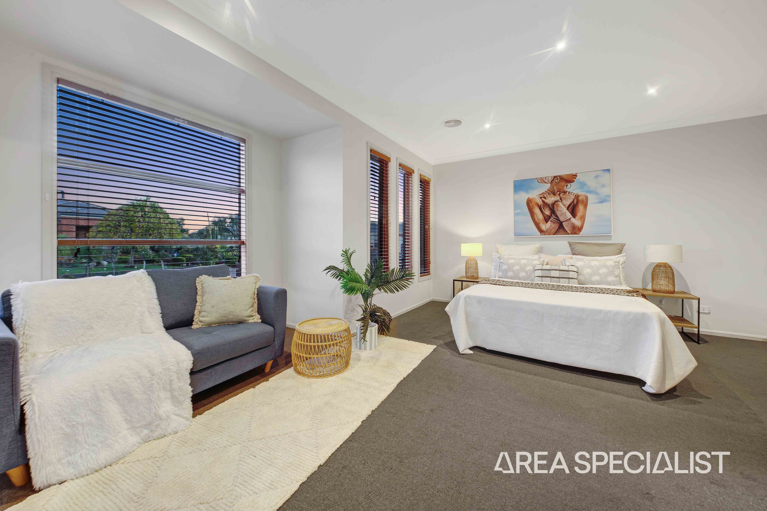 18 Blue Moon Way, Sydenham, Sydenham - Thumbnail 4