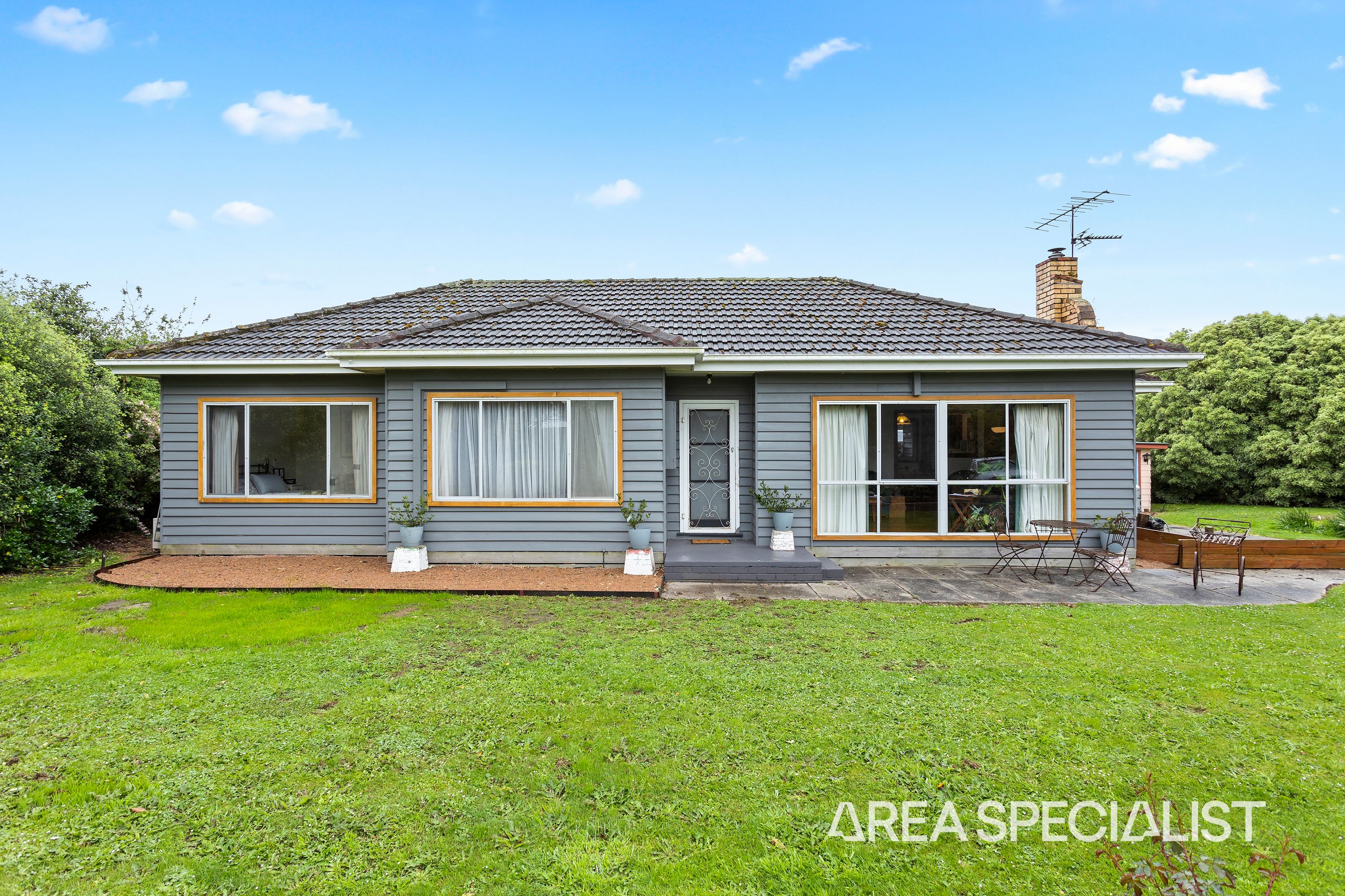 898 Sheepways Road, Loch - Thumbnail 2