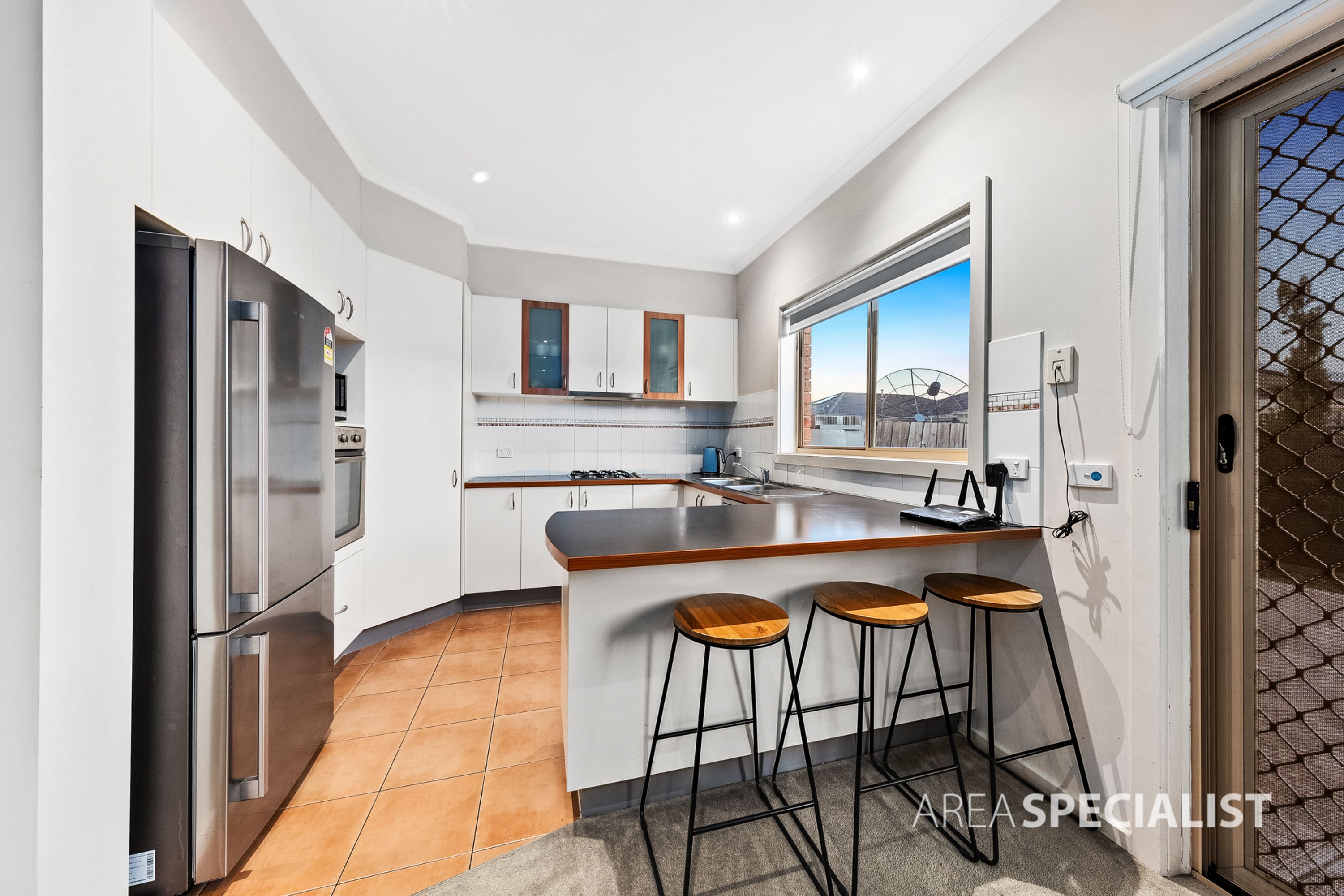 13 Amberlea Circuit, Taylors Hill VIC 3037, Taylors Hill - Thumbnail 5