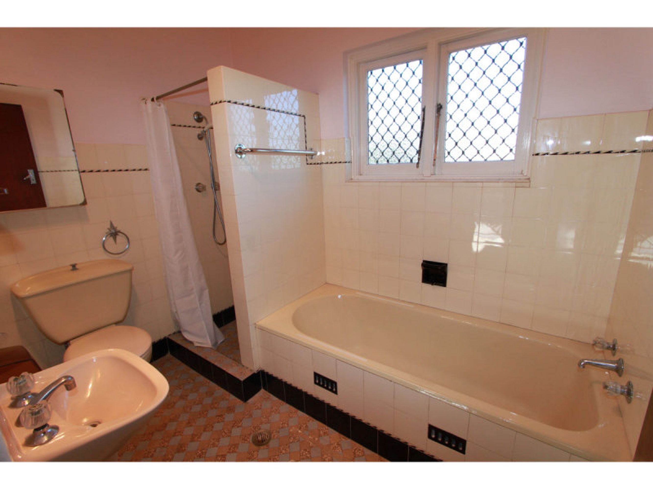 13 Railway Street, Banksia, Banksia - Thumbnail 5