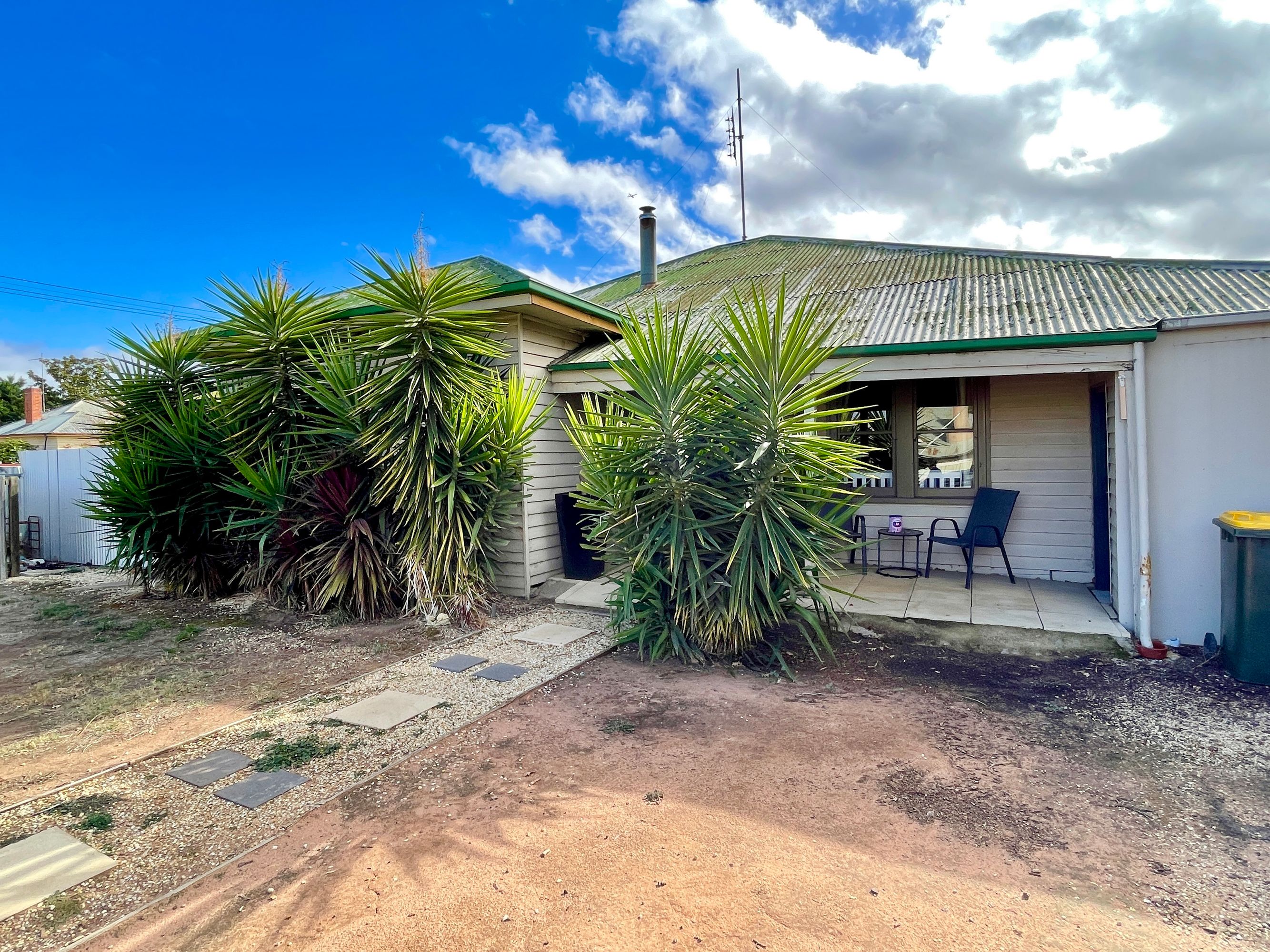 1 John Street, Horsham VIC 3400