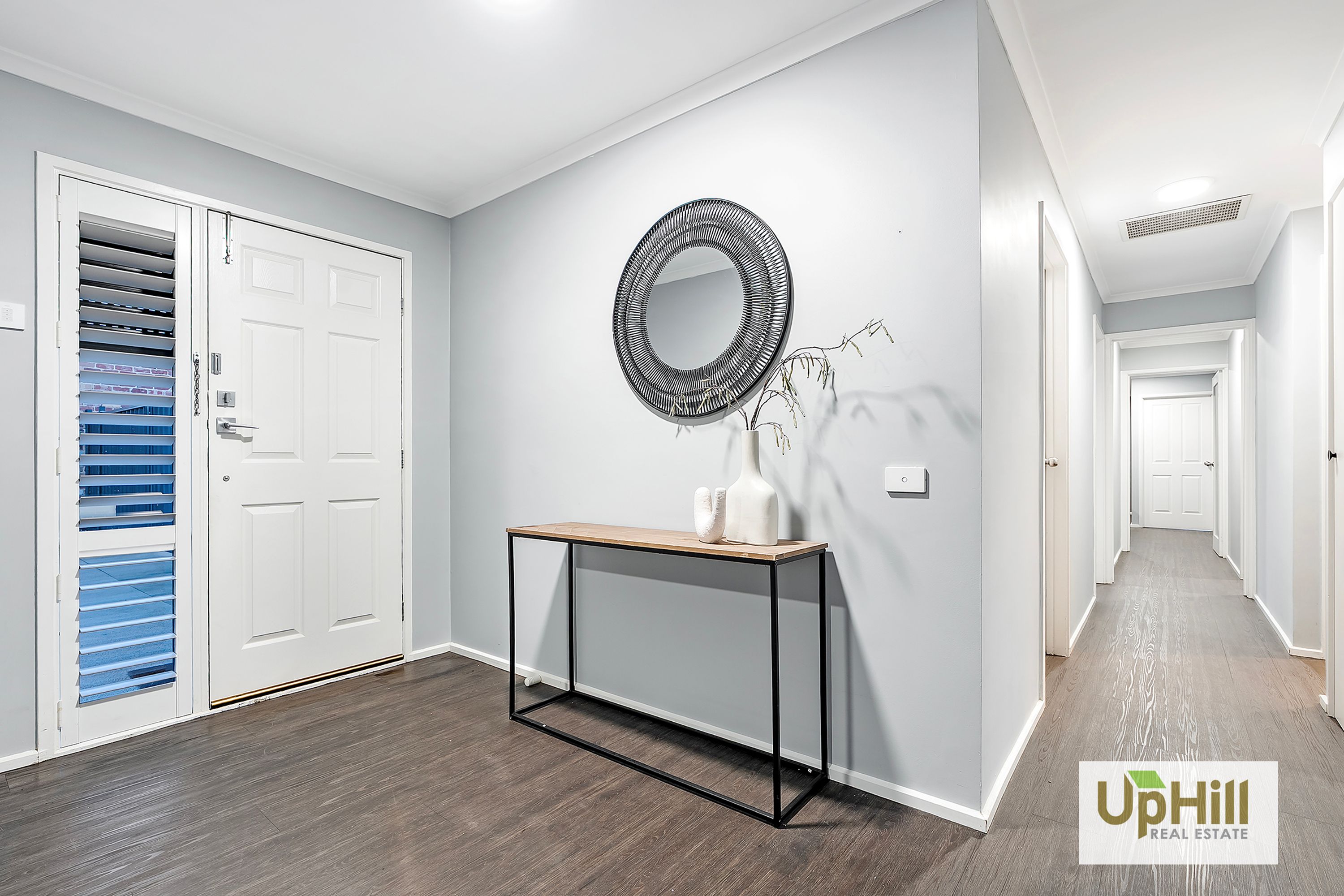 19 Yaltara Close, Cranbourne West - Thumbnail 2