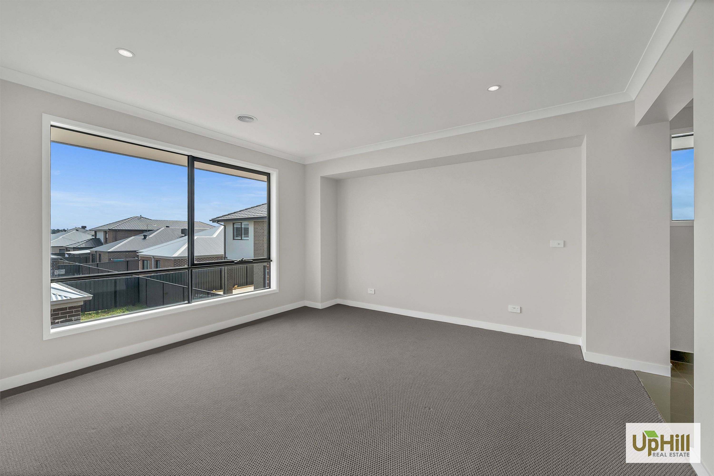 49 WINCHCOMBE WAY, Cranbourne North - Thumbnail 5