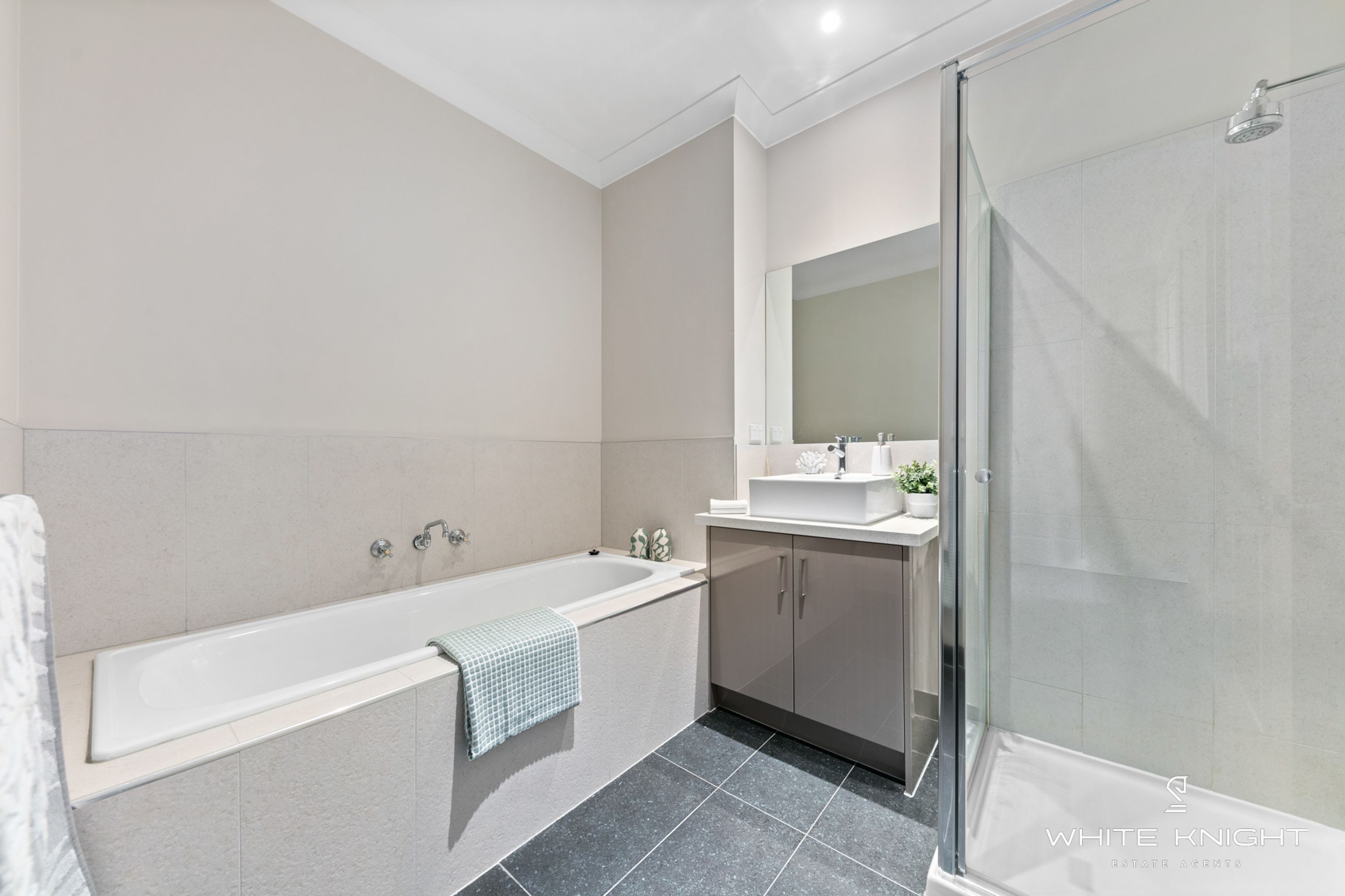 23 The Esplanade, Caroline Springs VIC 3023, Caroline Springs - Thumbnail 7