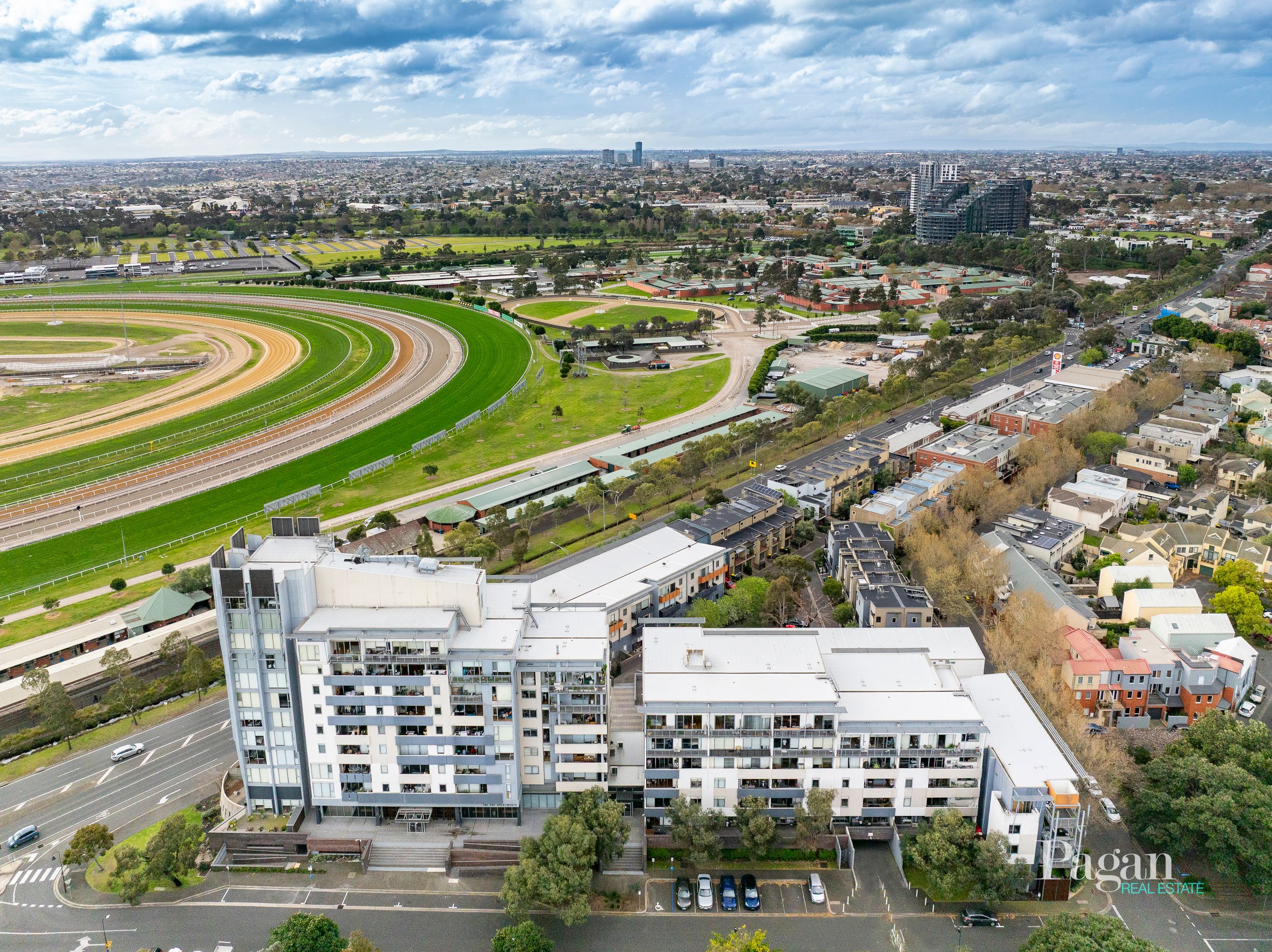 510/60 Speakmen Street, Kensington - Image 1