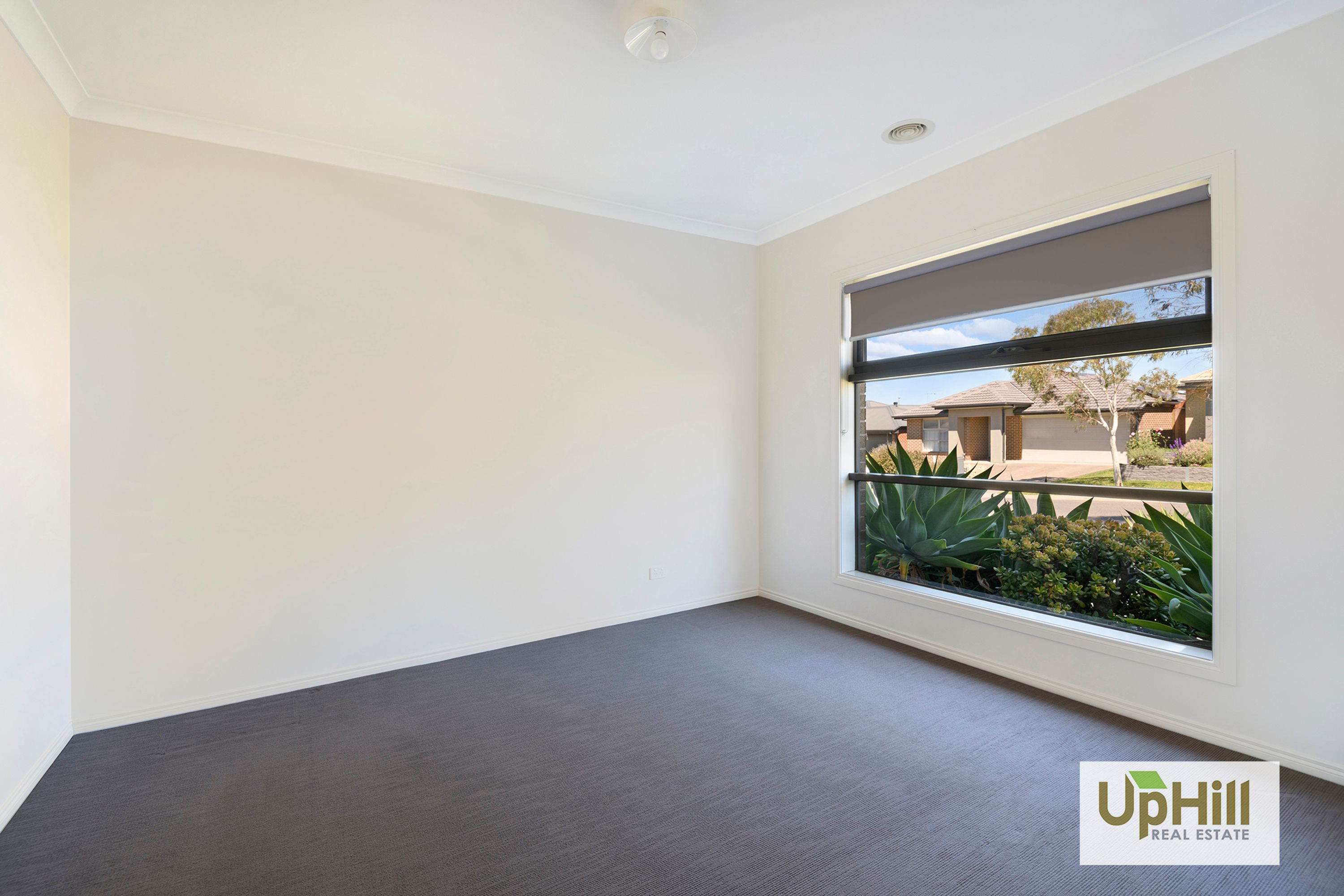 33 Belmont Crescent, Pakenham - Thumbnail 2