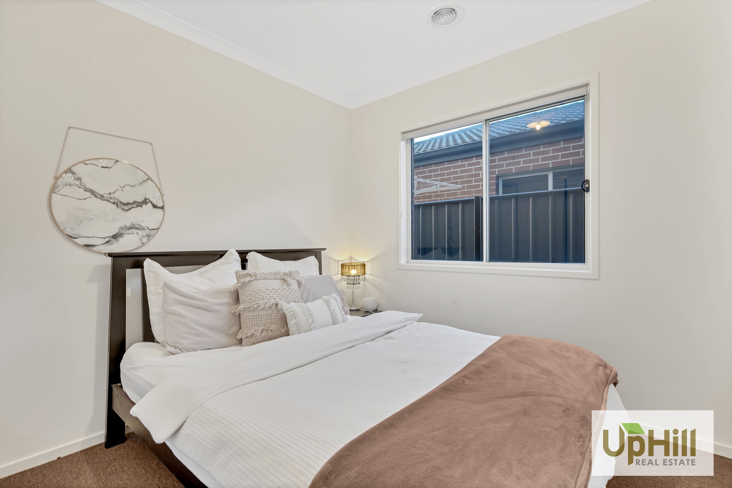 13 WESTPHALIAN RISE, Clyde North - Thumbnail 7