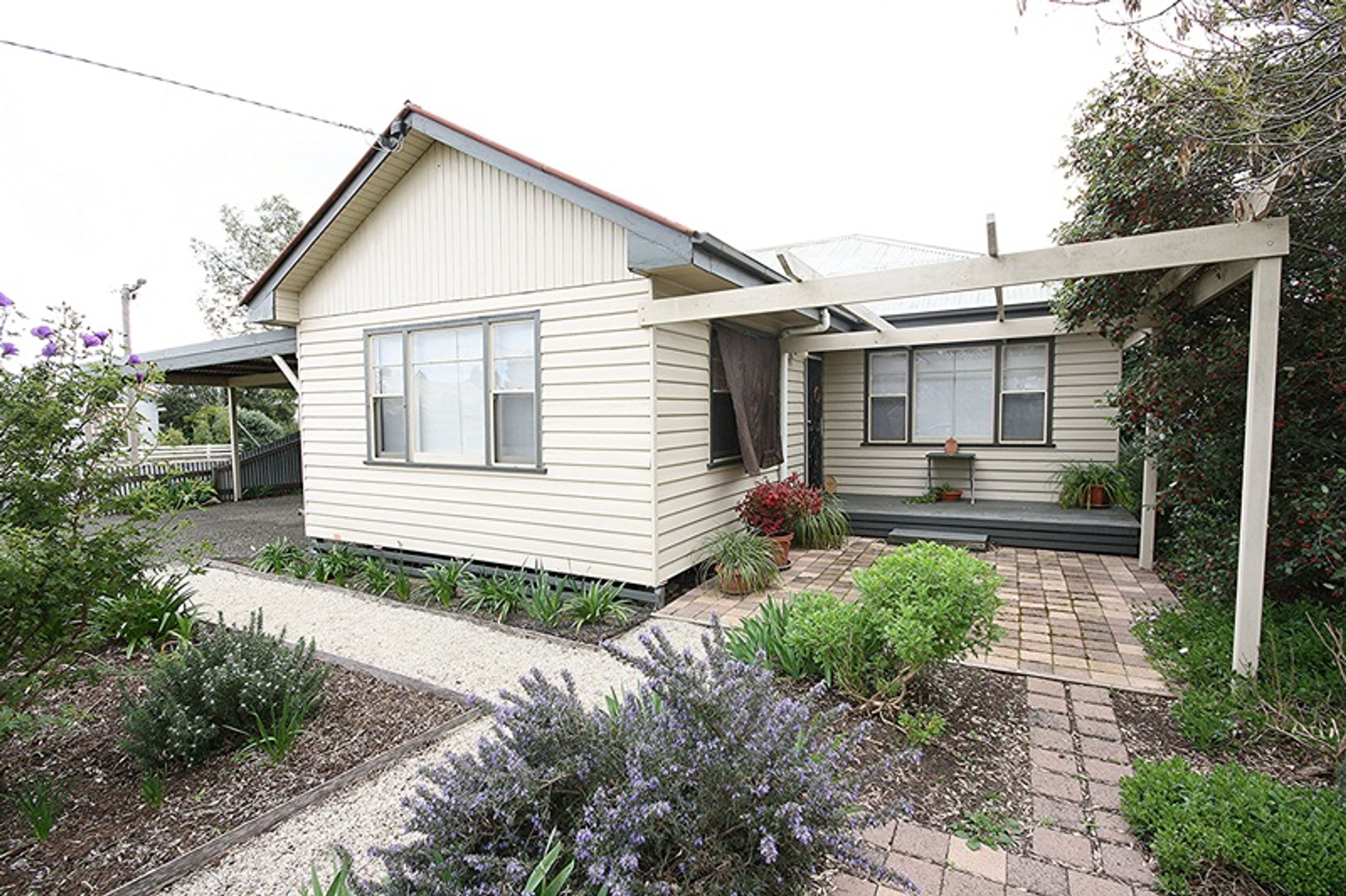 2 Robin Street, Horsham VIC 3400