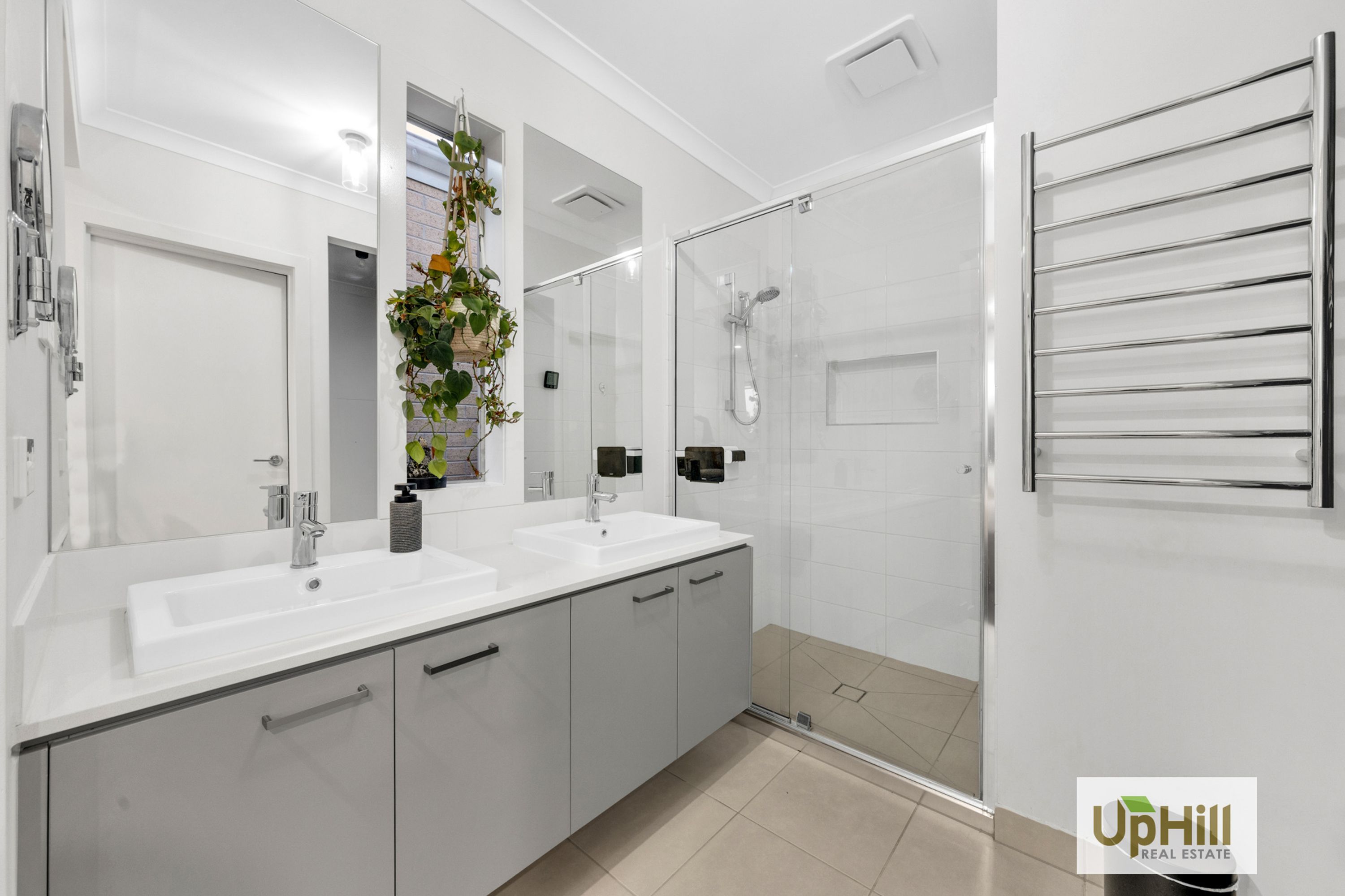 23 Baseline Way, Clyde - Thumbnail 3