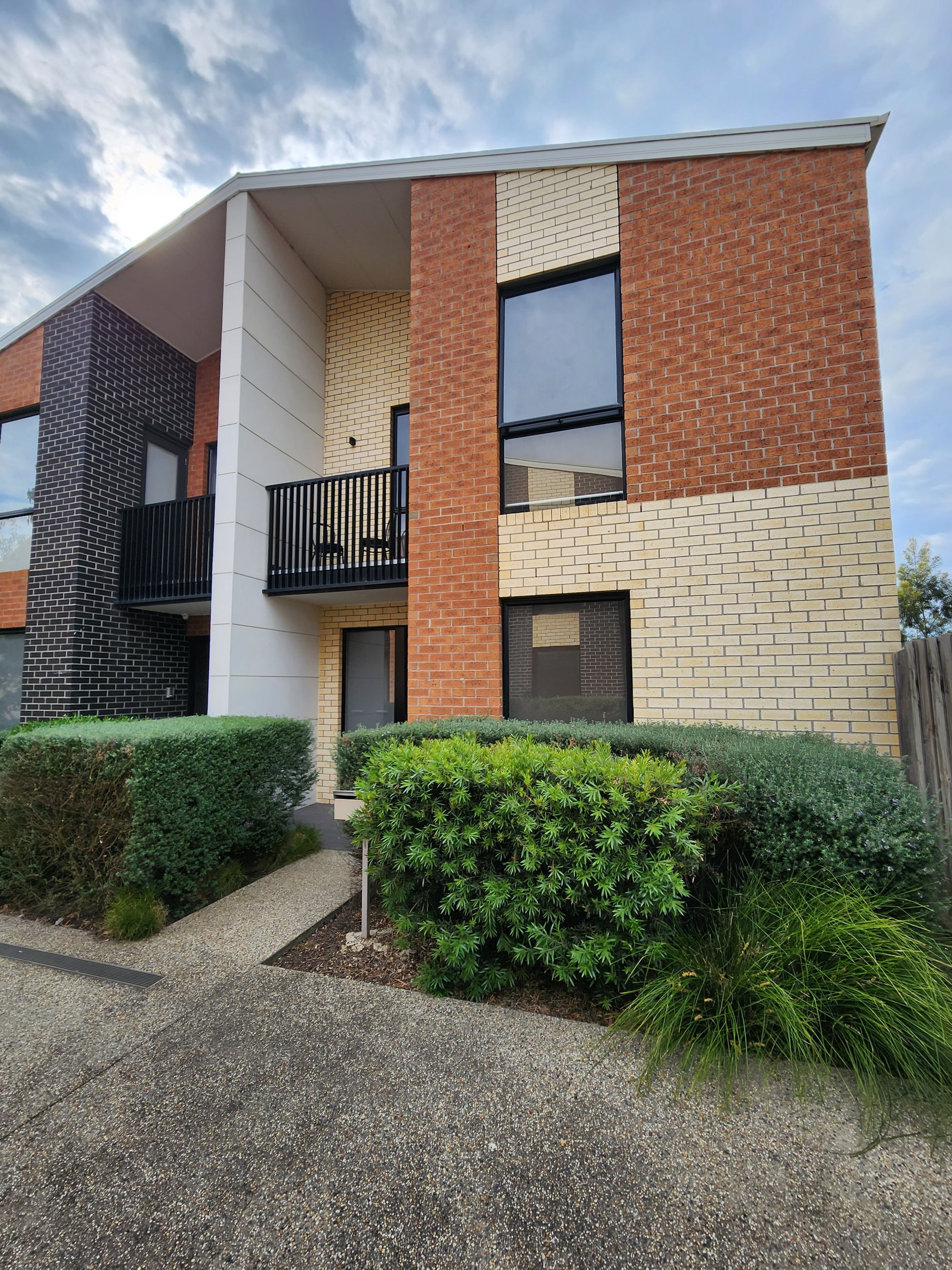 13 Delmare Walk