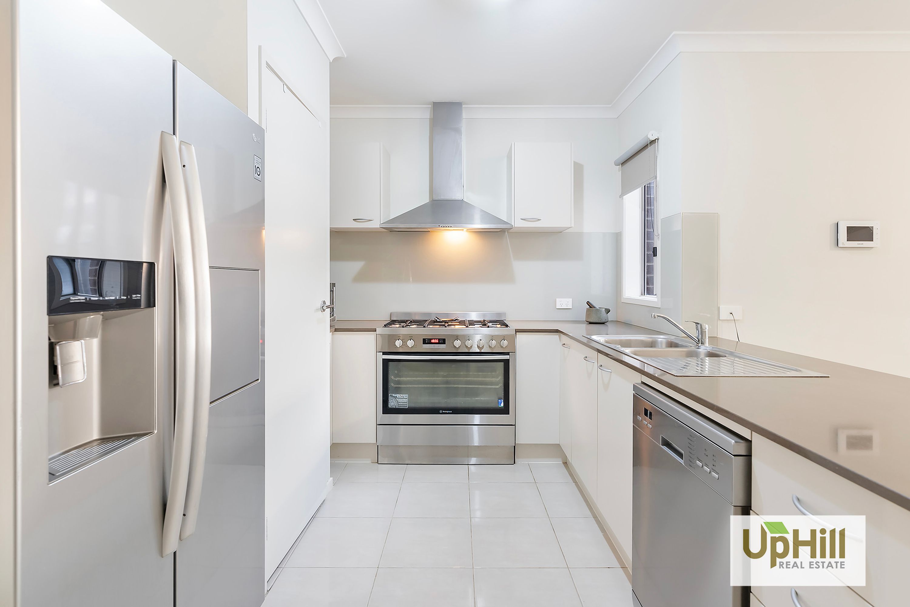 168 Selandra Boulevard, Clyde North - Thumbnail 3
