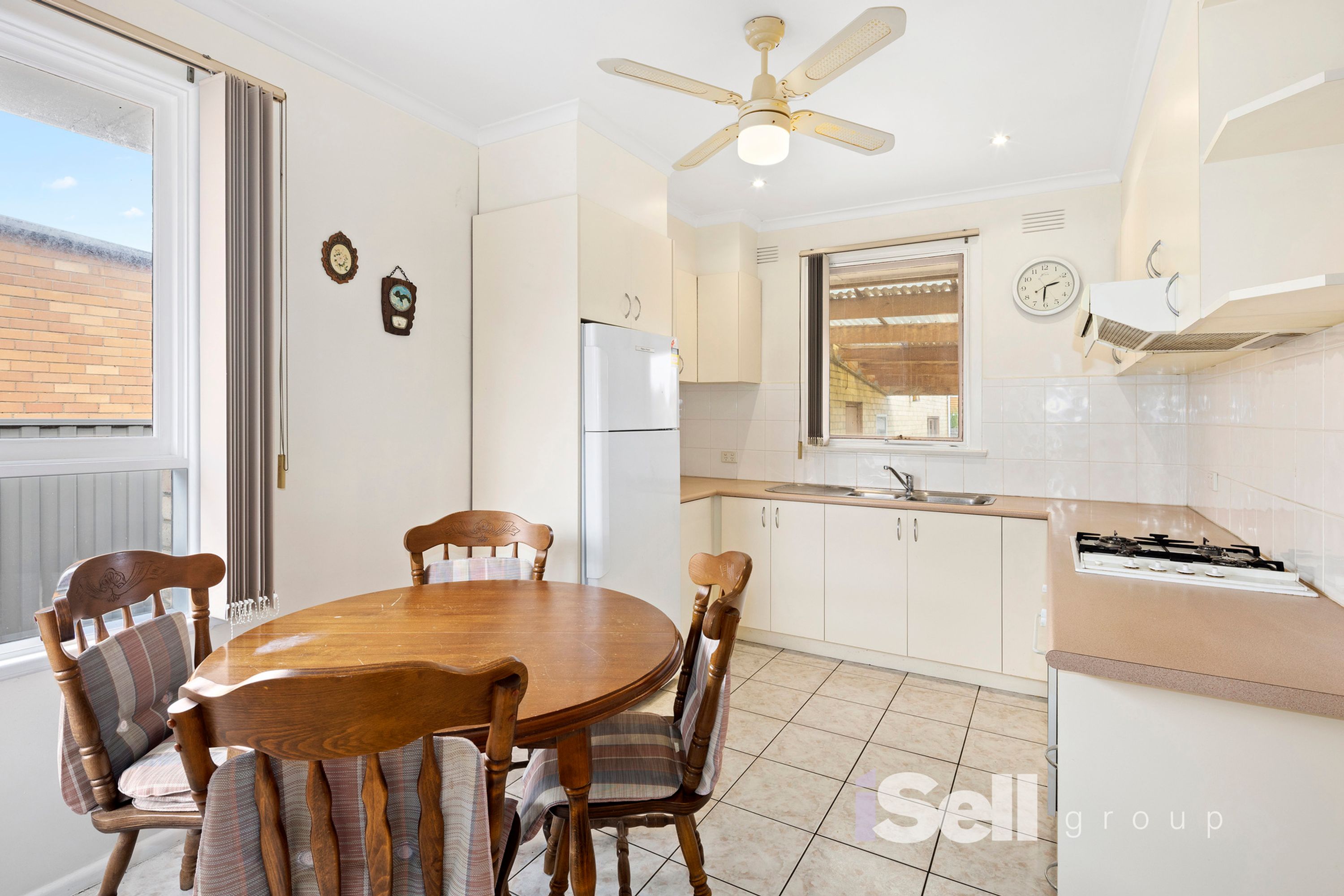 102 Regent Avenue, Springvale - Thumbnail 4