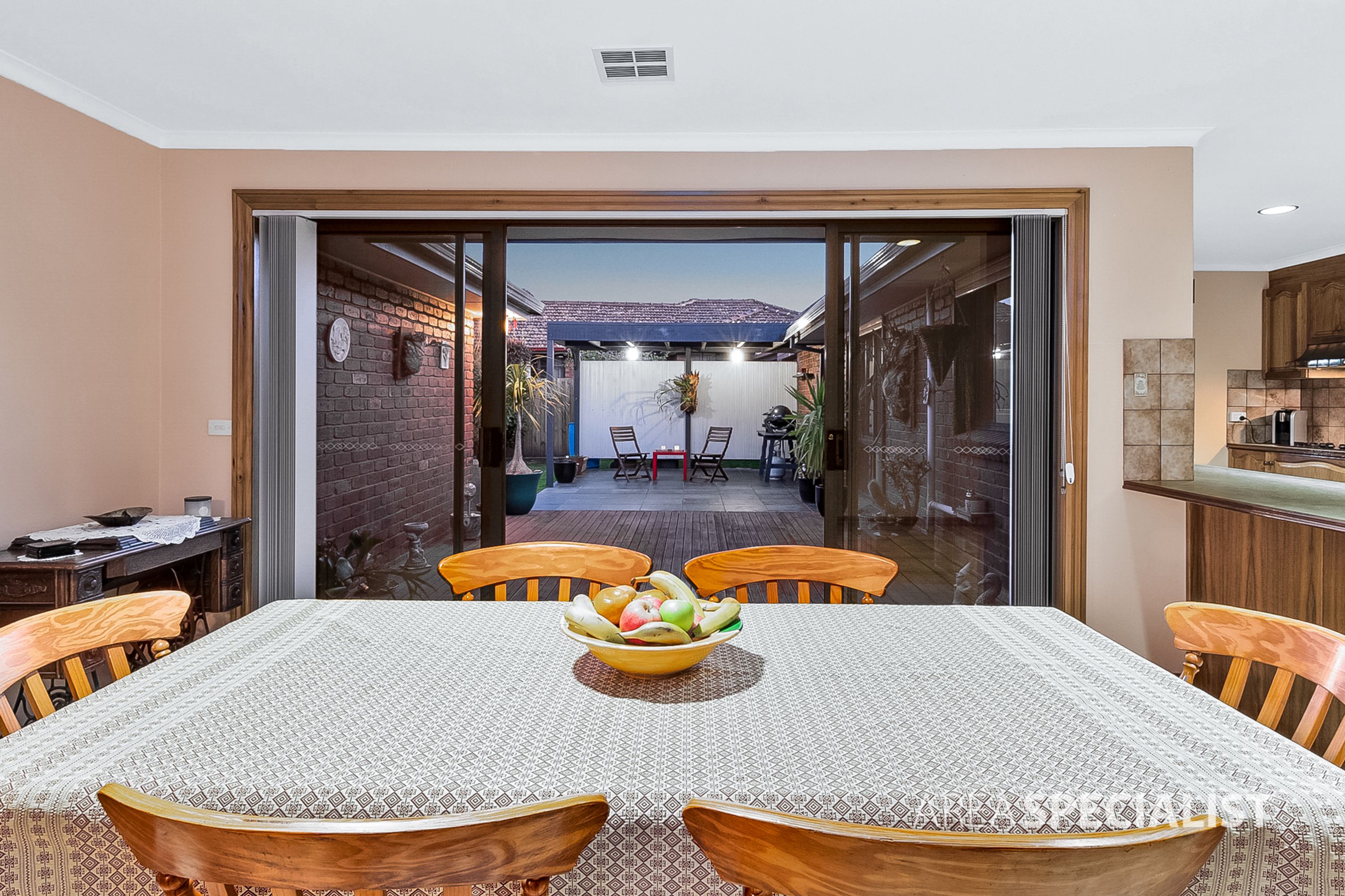 9 Guildford Court, Keilor Downs VIC 3038, Keilor Downs - Thumbnail 6