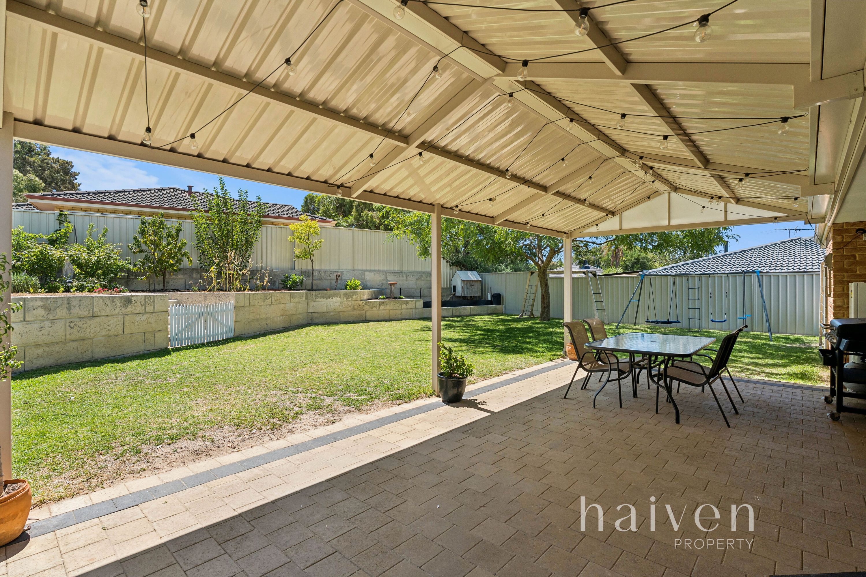 27 CRAIGIE DRIVE, Beldon - Thumbnail 2