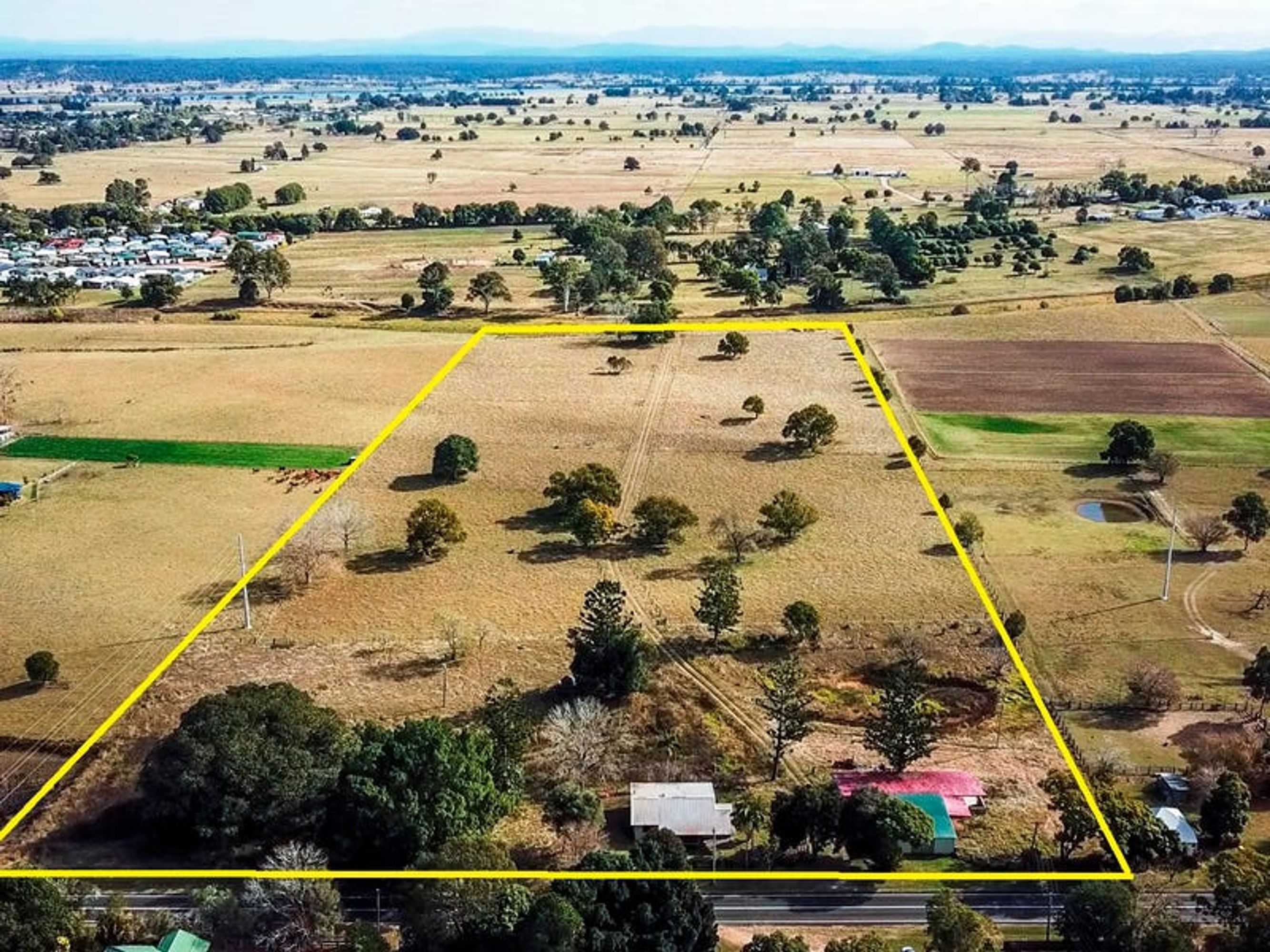 233 Lawrence Road, Great Marlow - Thumbnail 3