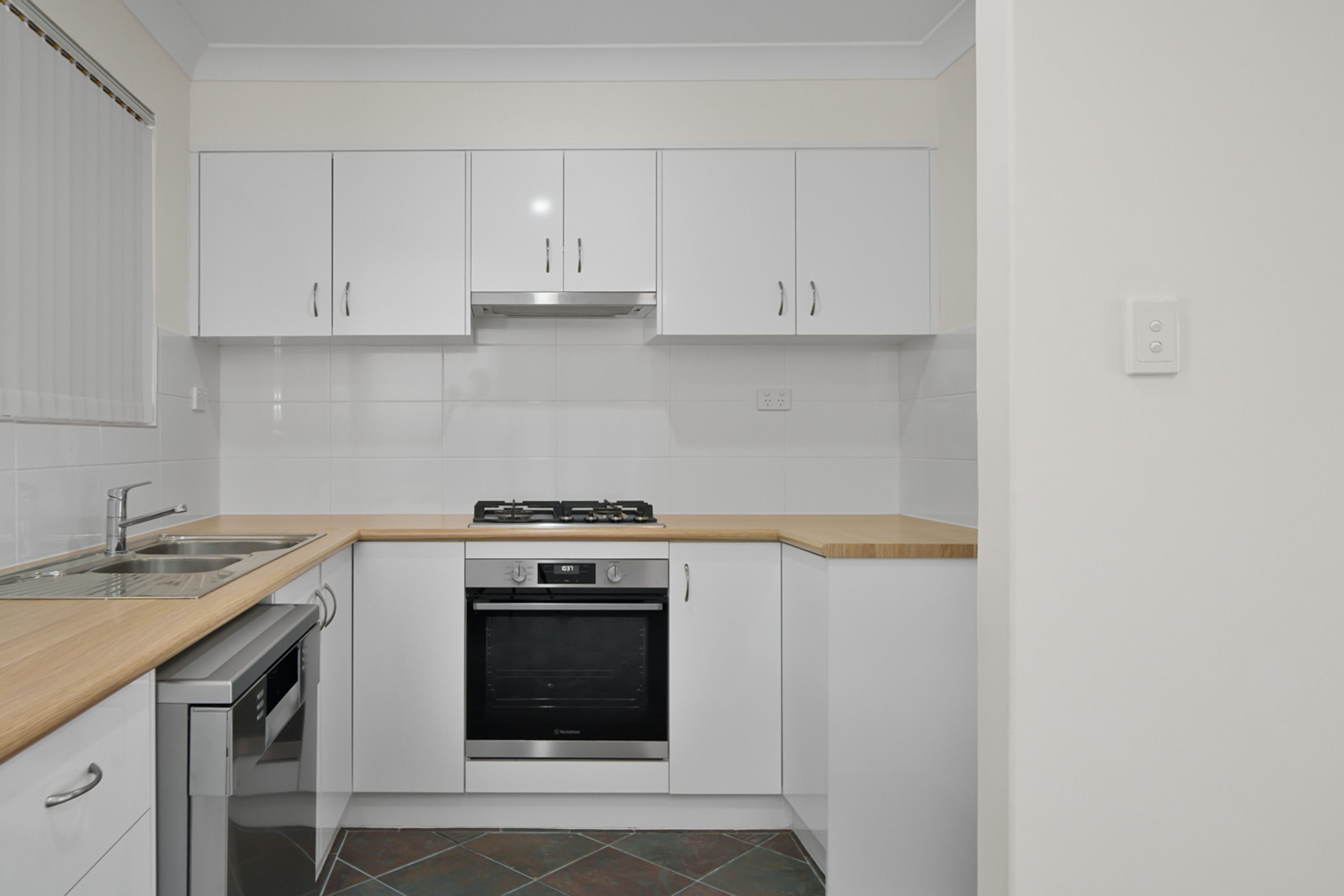 112 Gosnells Road West, Maddington, Maddington - Thumbnail 6