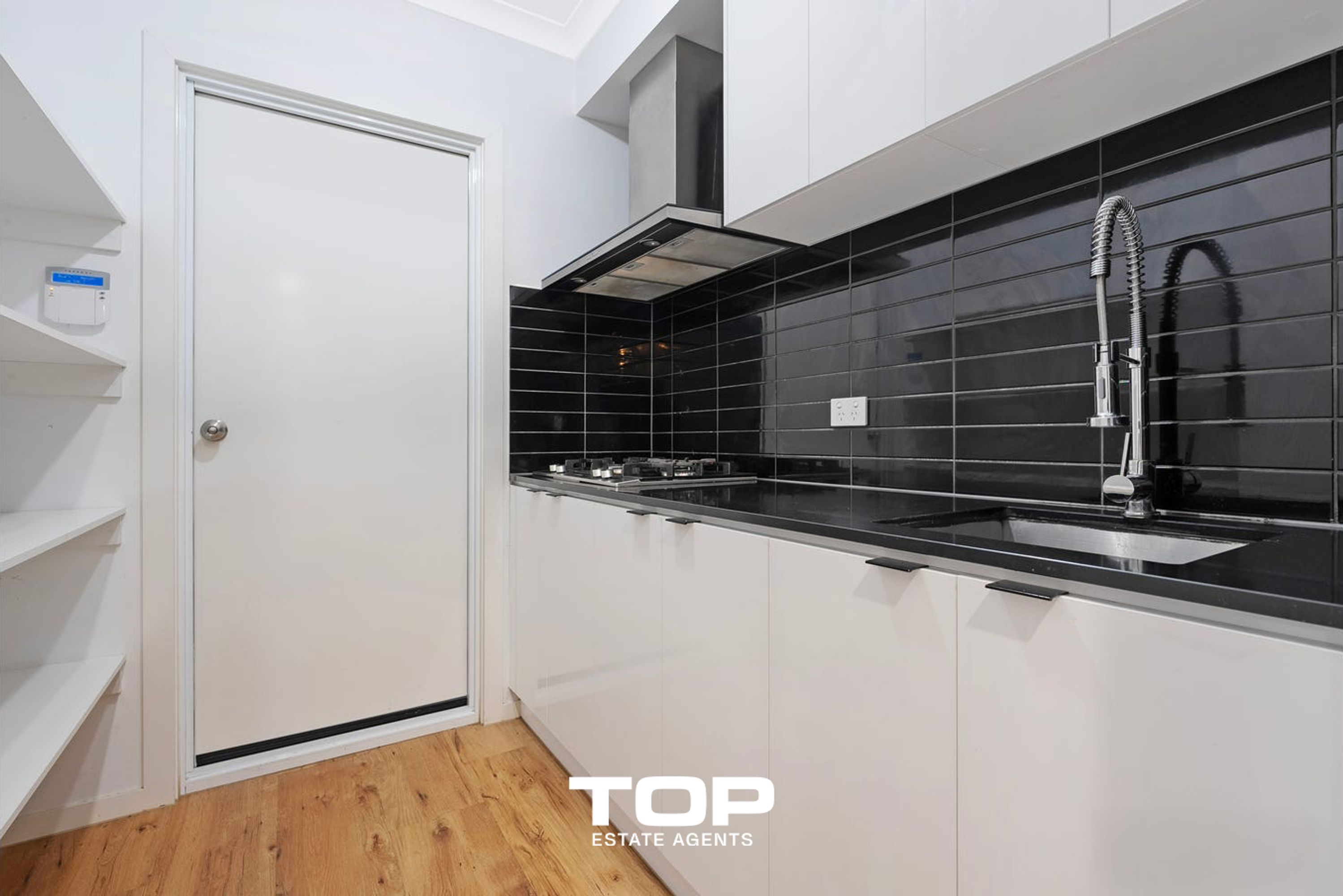 22 Patriot Boulevard, Clyde North - Thumbnail 7
