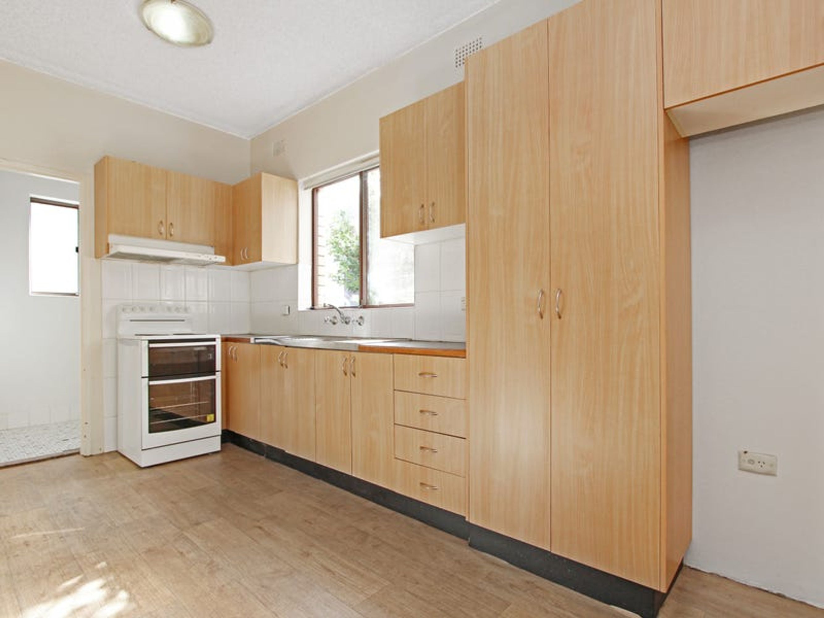 7/73-75 Queen Victoria Street, Bexley, Bexley - Thumbnail 3