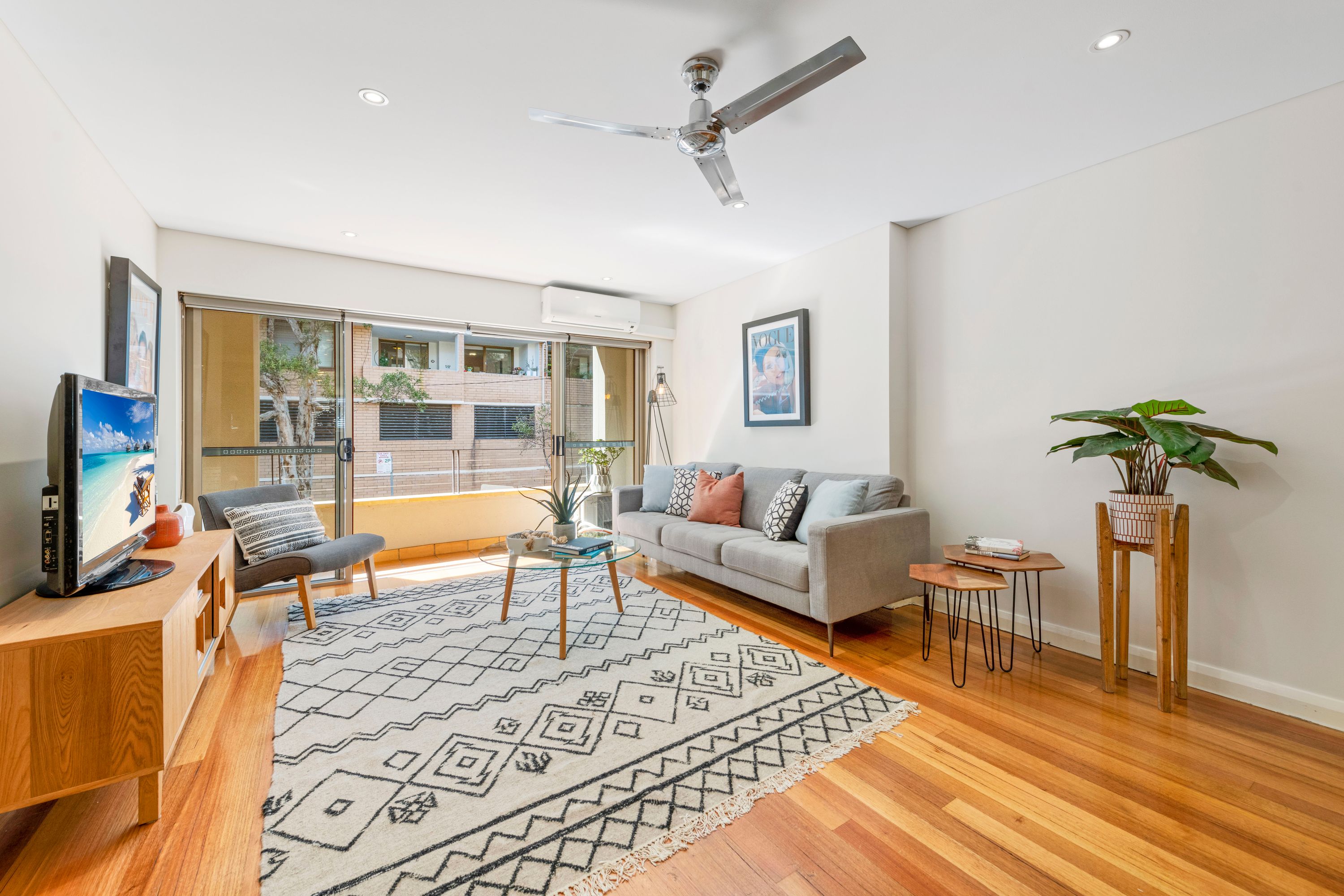 31/67 Cowper Wharf Roadway, Woolloomooloo - Thumbnail 3