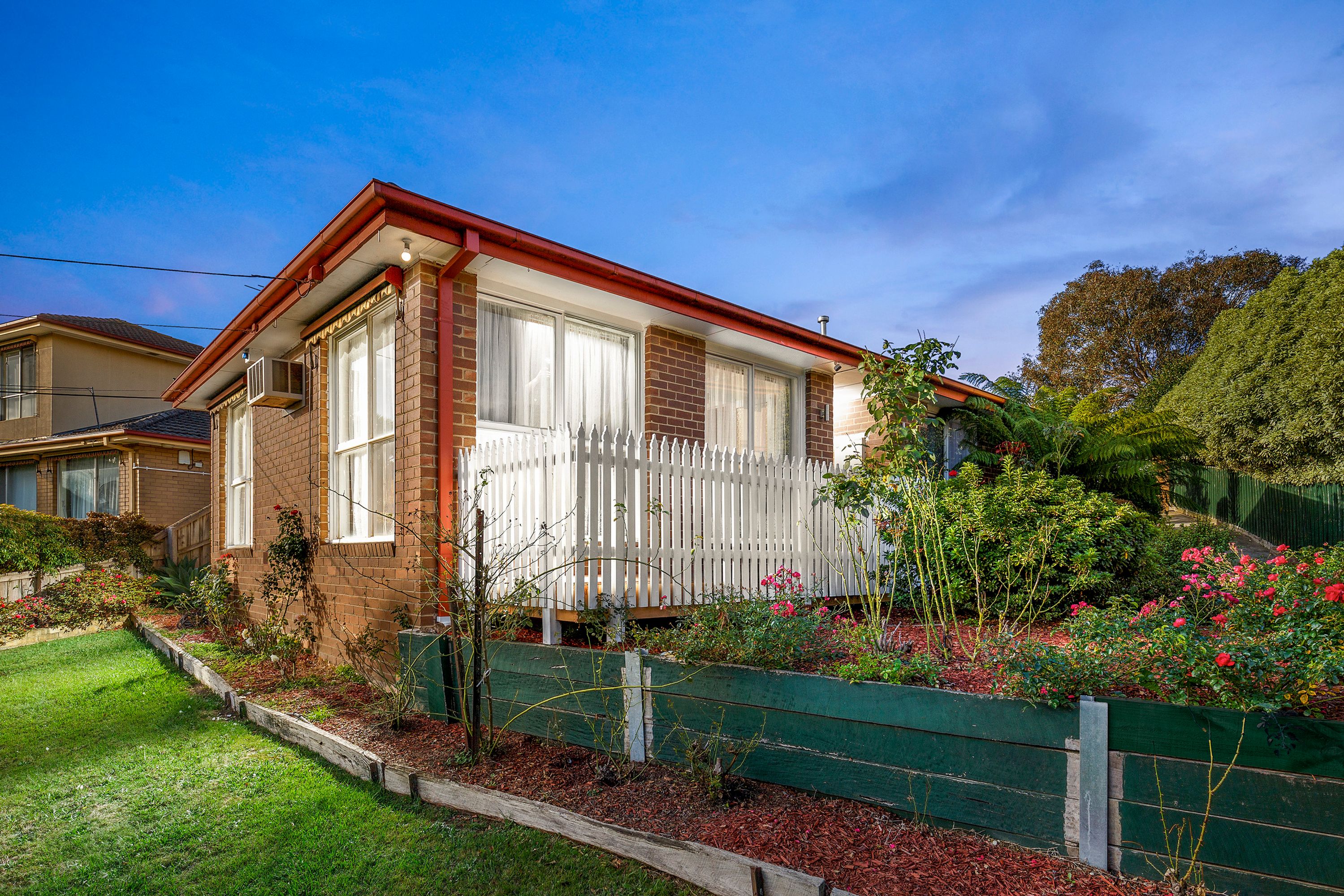58 Esther Crescent, Mooroolbark, VIC 3138