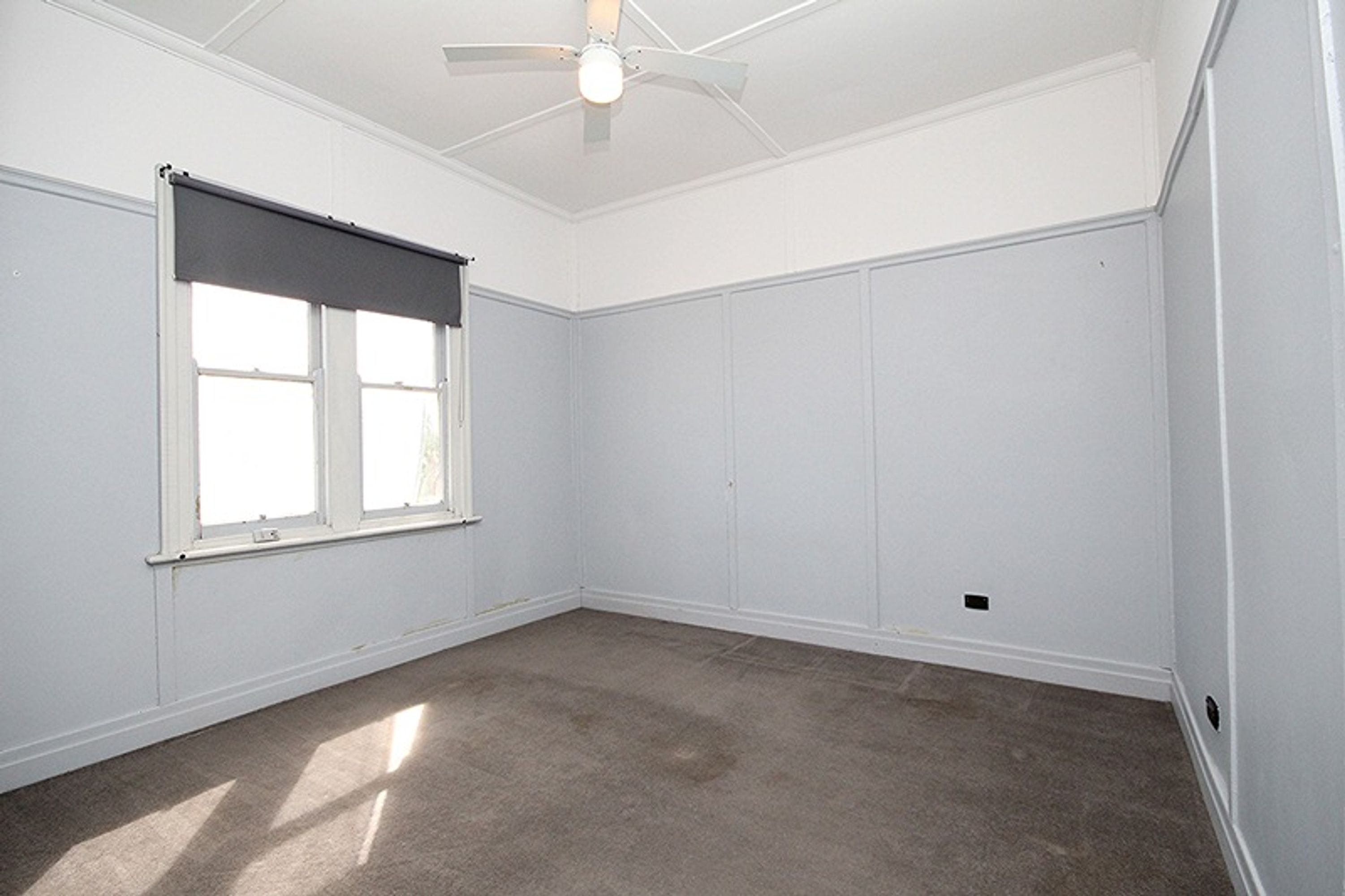 30 Stewart Street, Horsham VIC 3400, Horsham - Thumbnail 2